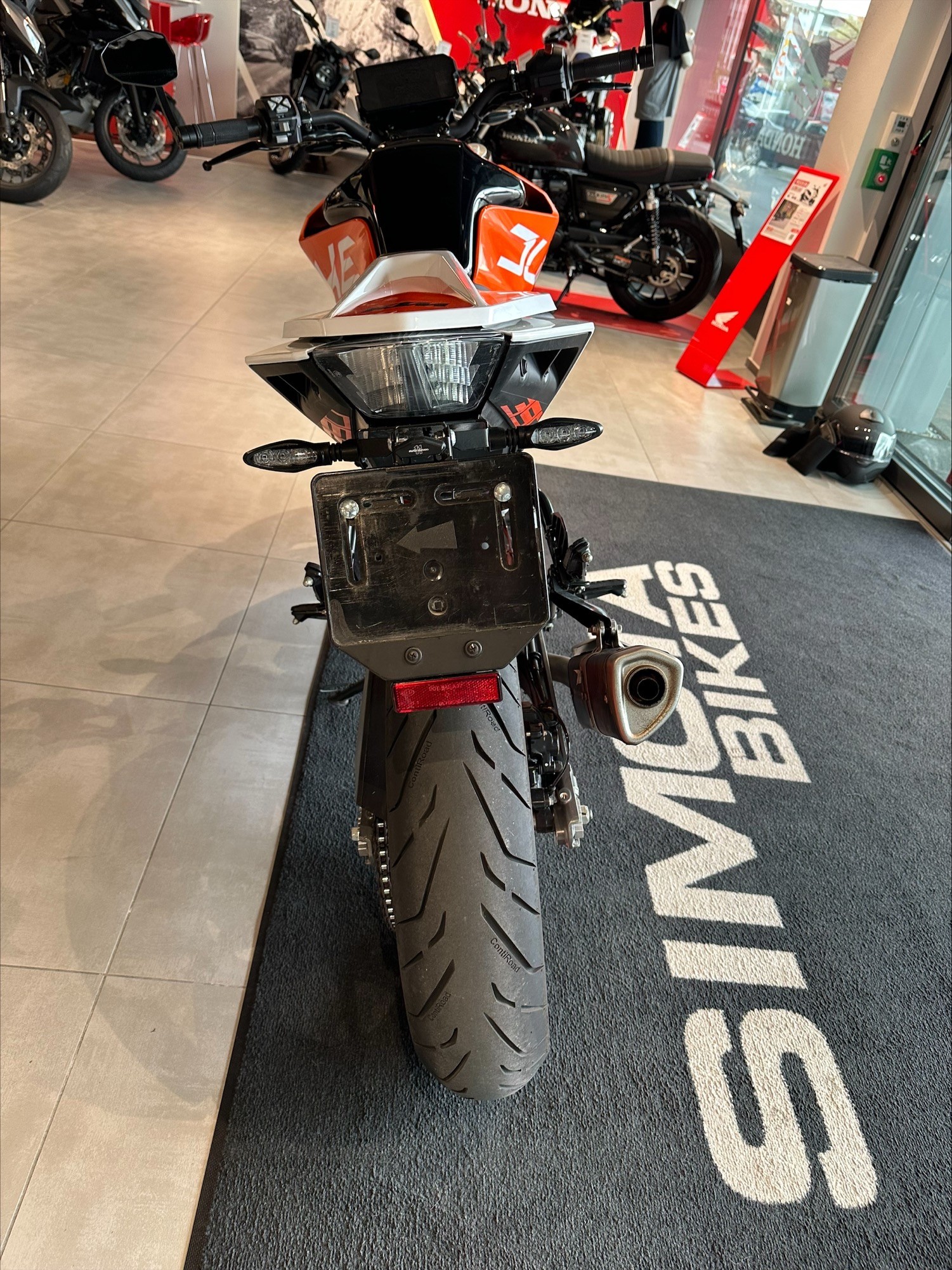KTM 390 Duke ABS-image-3