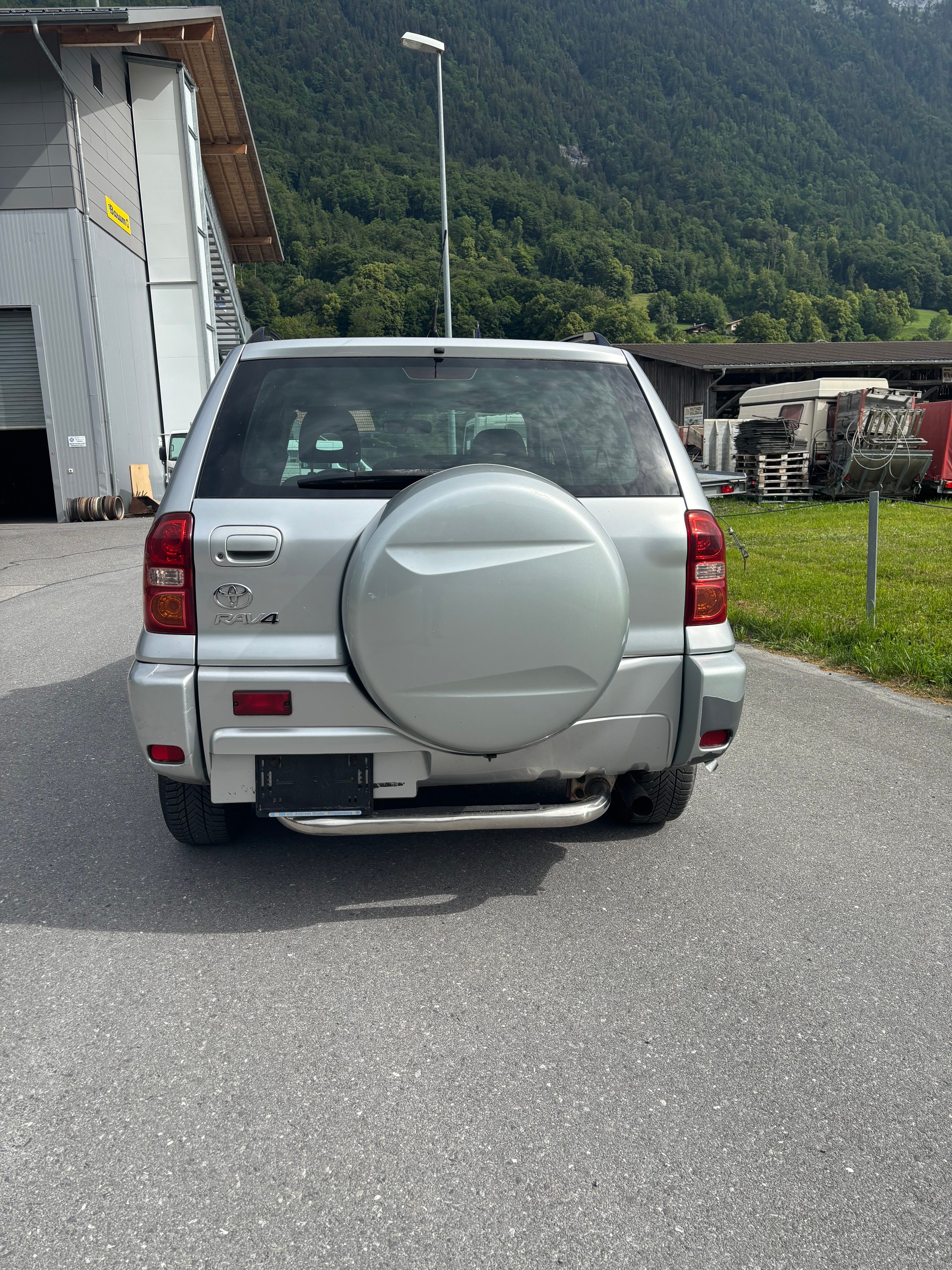TOYOTA RAV-4 2.0 D4D Linea Luna-image-1
