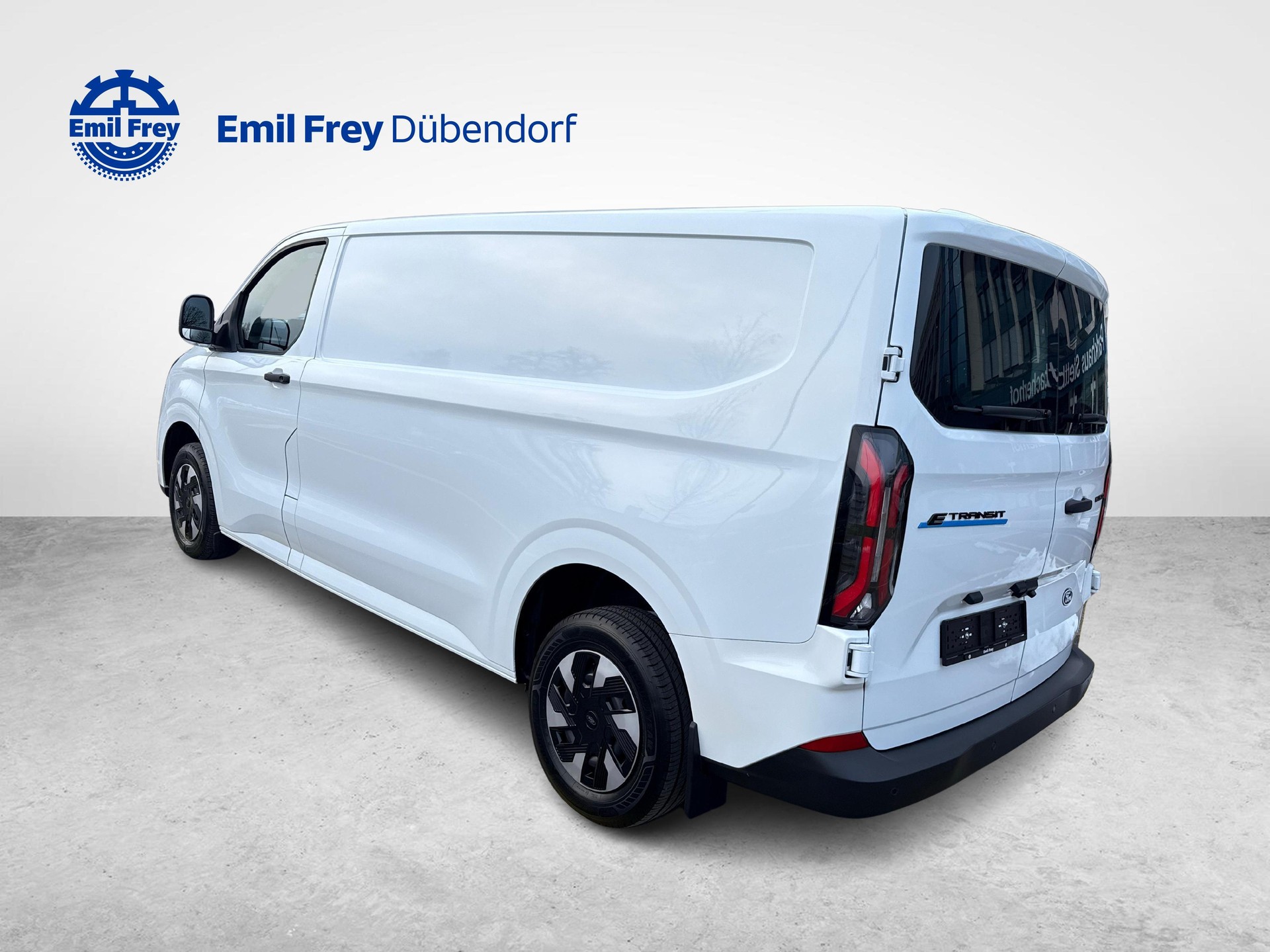 FORD E-Transit C Van 320 L2 74 kWh Trend-image-4