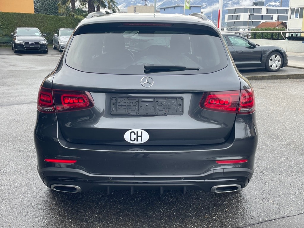 MERCEDES-BENZ GLC 300 d AMG Line 4Matic 9G-Tronic-image-7