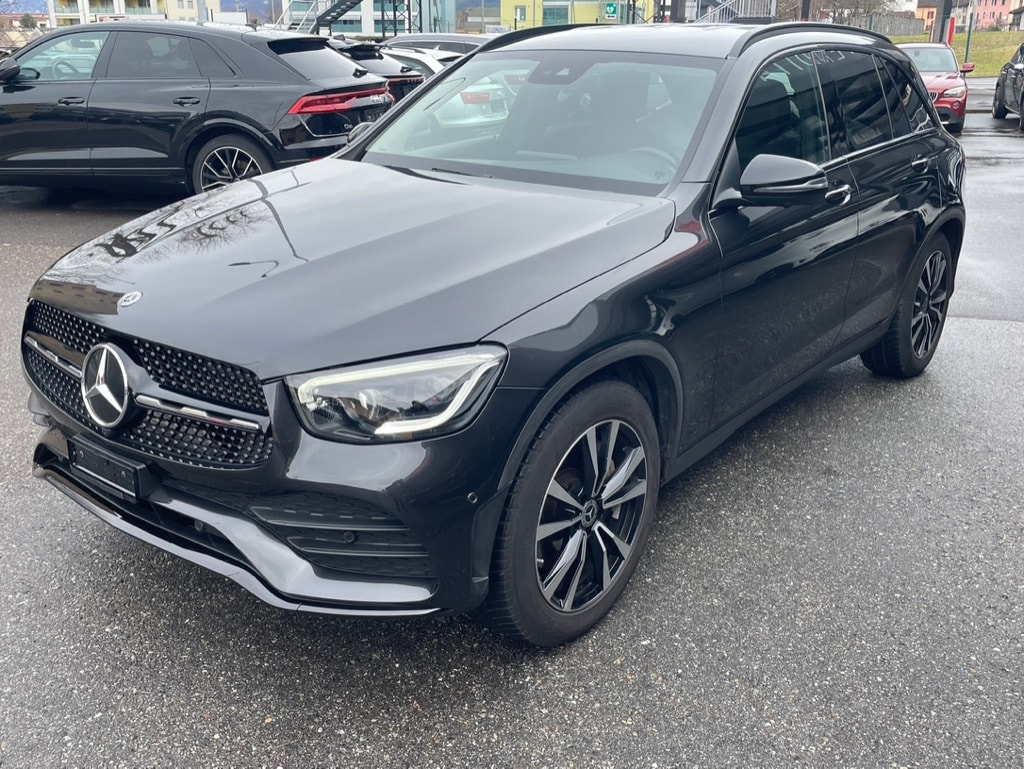 MERCEDES-BENZ GLC 300 d AMG Line 4Matic 9G-Tronic