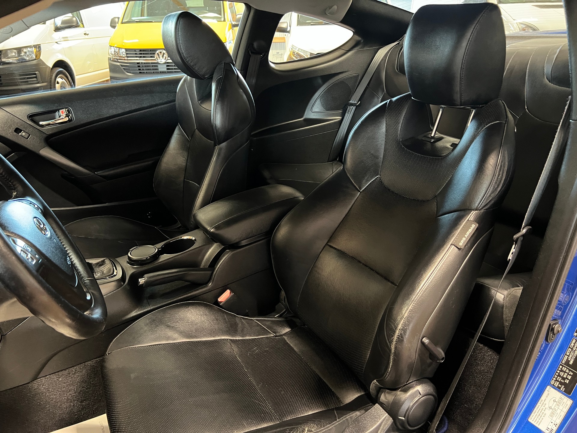 HYUNDAI Genesis 2.0 Turbo-image-10