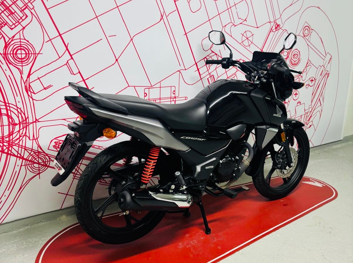 HONDA CBF 125 M-image-2