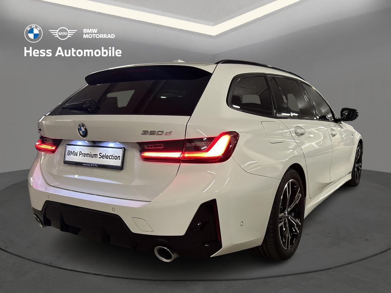 BMW 320d xDrive Touring M Sport-showroom-element-2