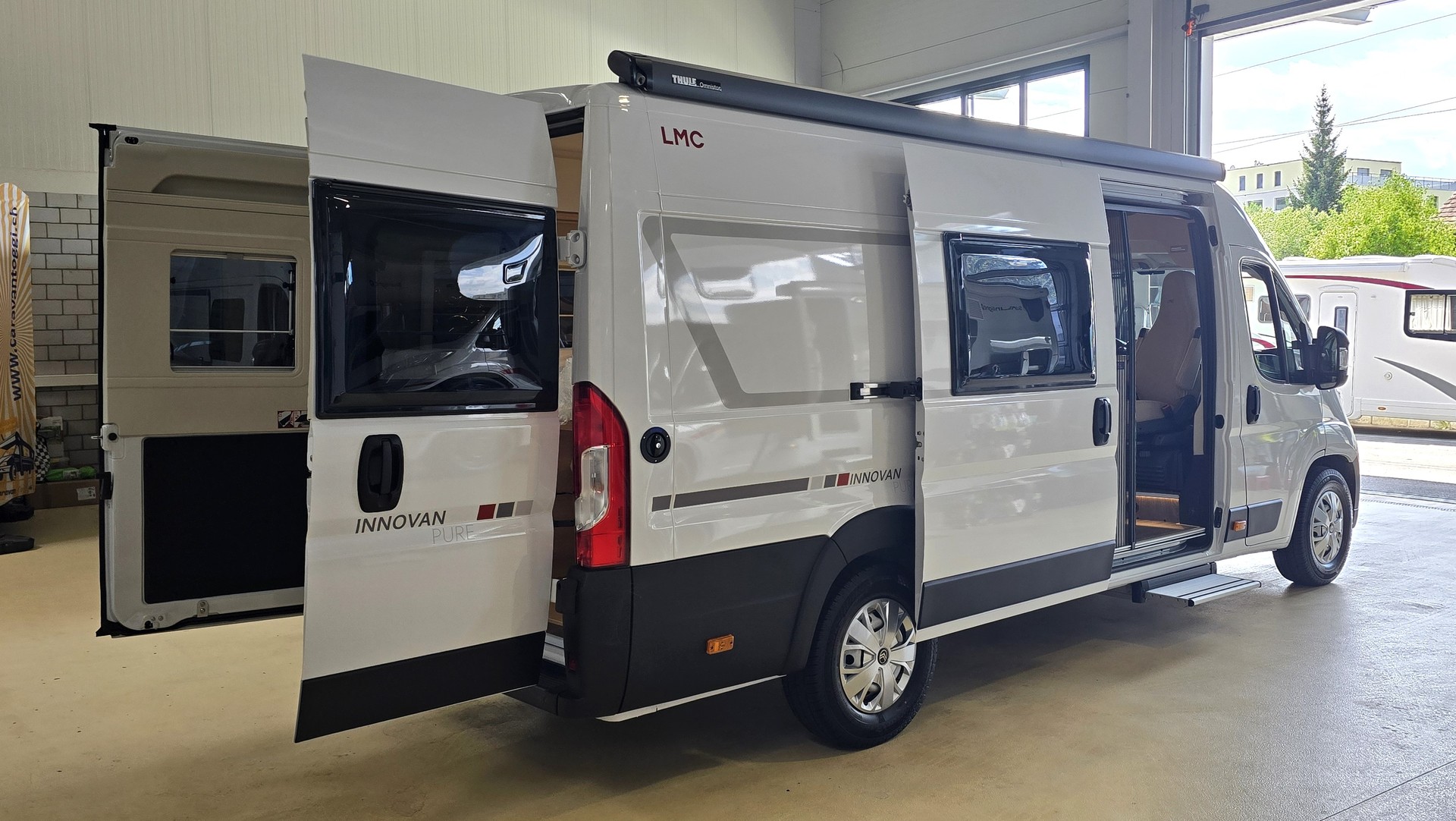LMC Innovan Pure 640 *MJ26* Citroen Jumper 2.2BlueHdi 140PS-image-6
