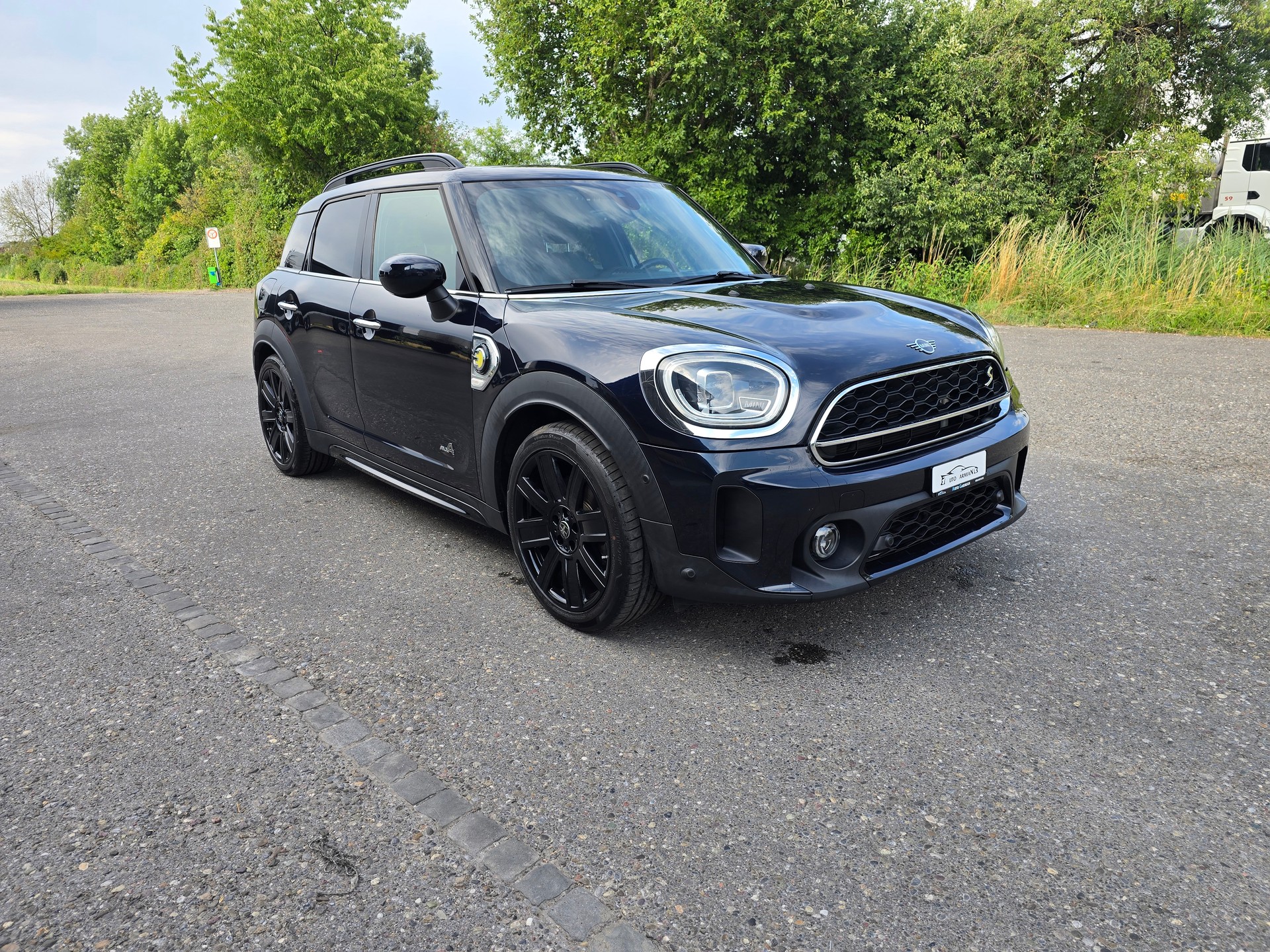MINI Countryman Cooper SE Trafalgar ALL4 PHEV Steptronic-showroom-element-1