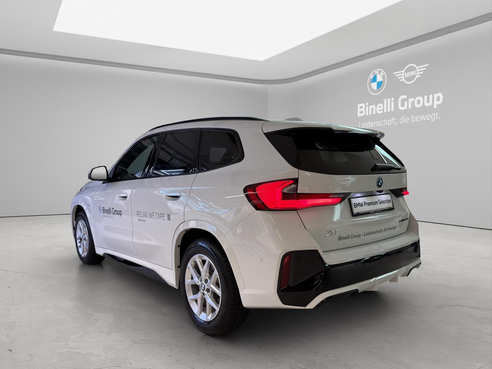 BMW X1 30e xDrive M-SportPaket-showroom-element-3