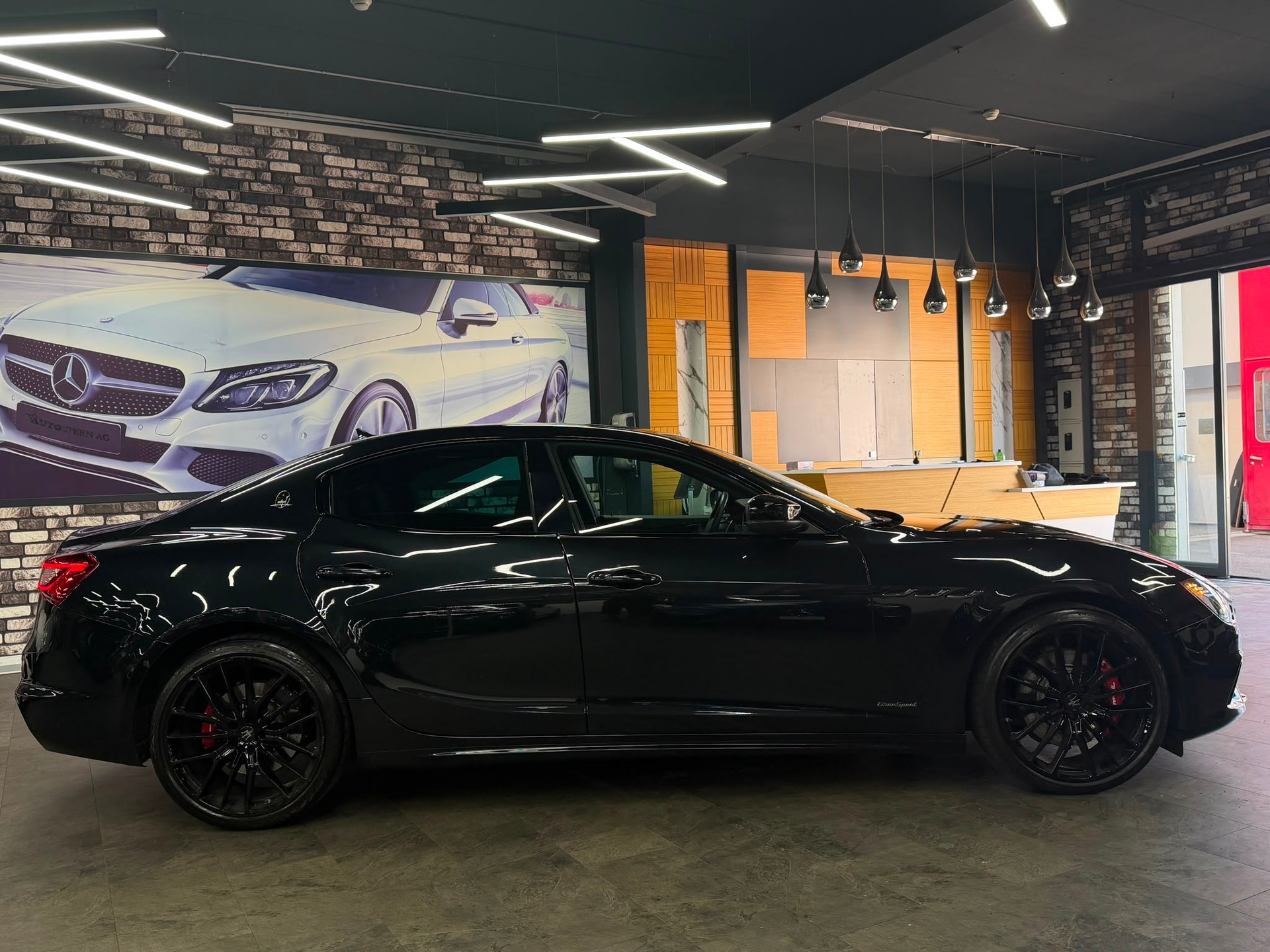 MASERATI Ghibli S Q4 3.0 GranSport Automatica-showroom-element-3