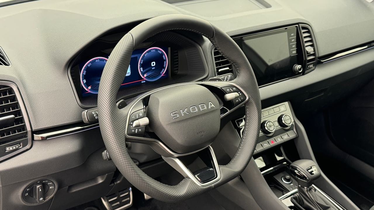 SKODA Karoq 2.0 TSI SportLine 4x4 DSG-image-6