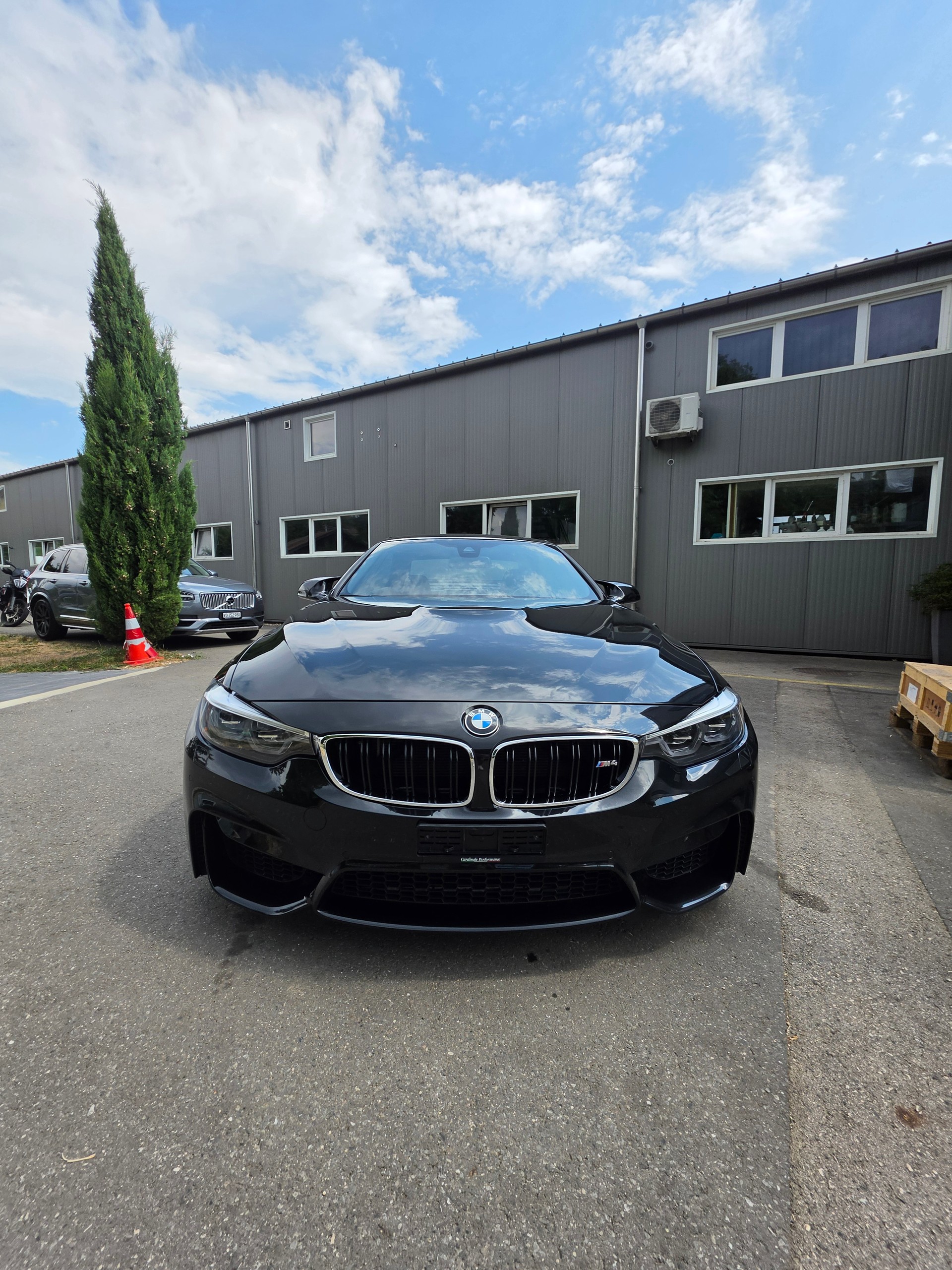 BMW M4 Cabriolet Drivelogic M Competition-image-24
