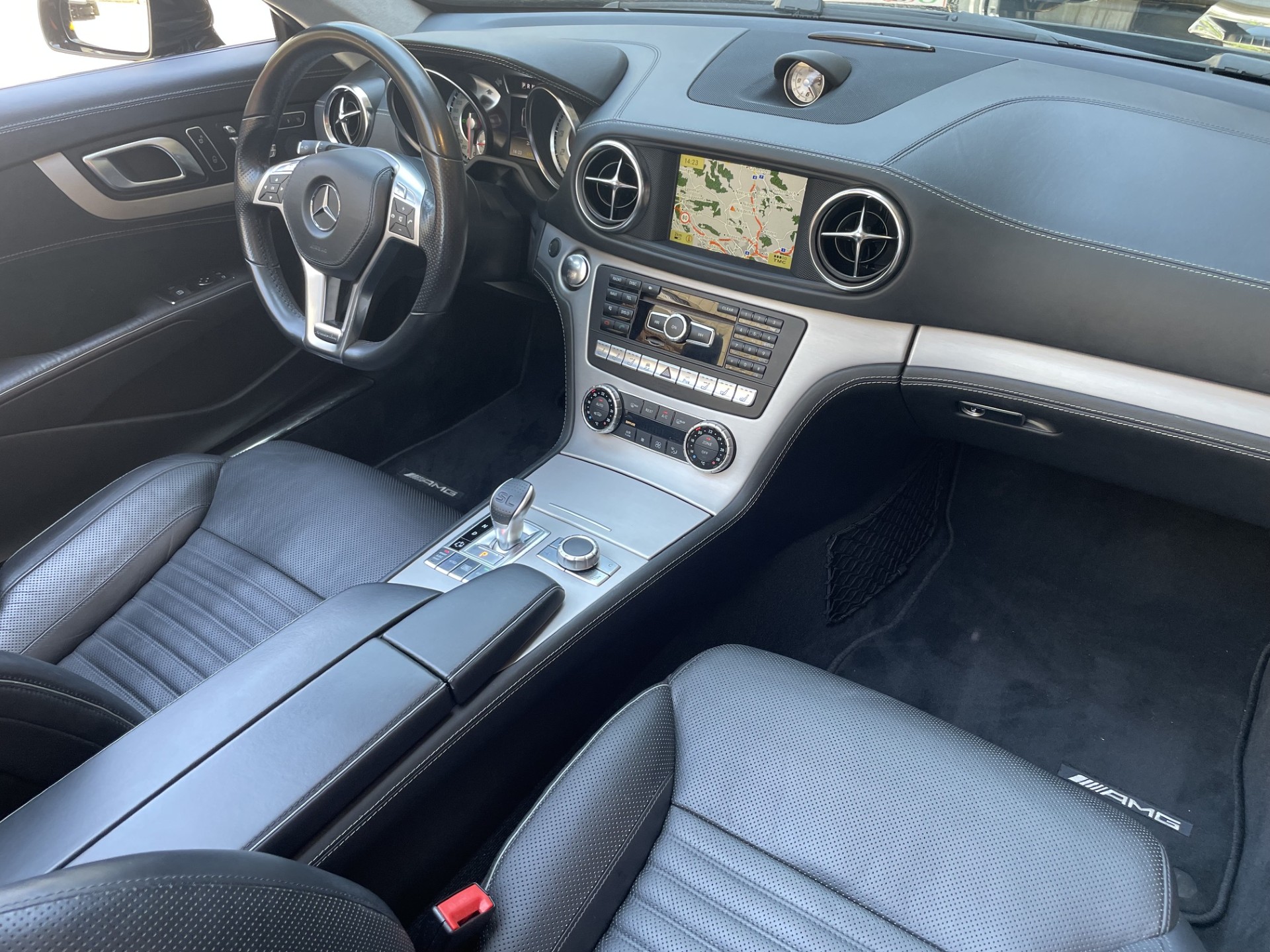 MERCEDES-BENZ SL 500 7G-Tronic-image-12