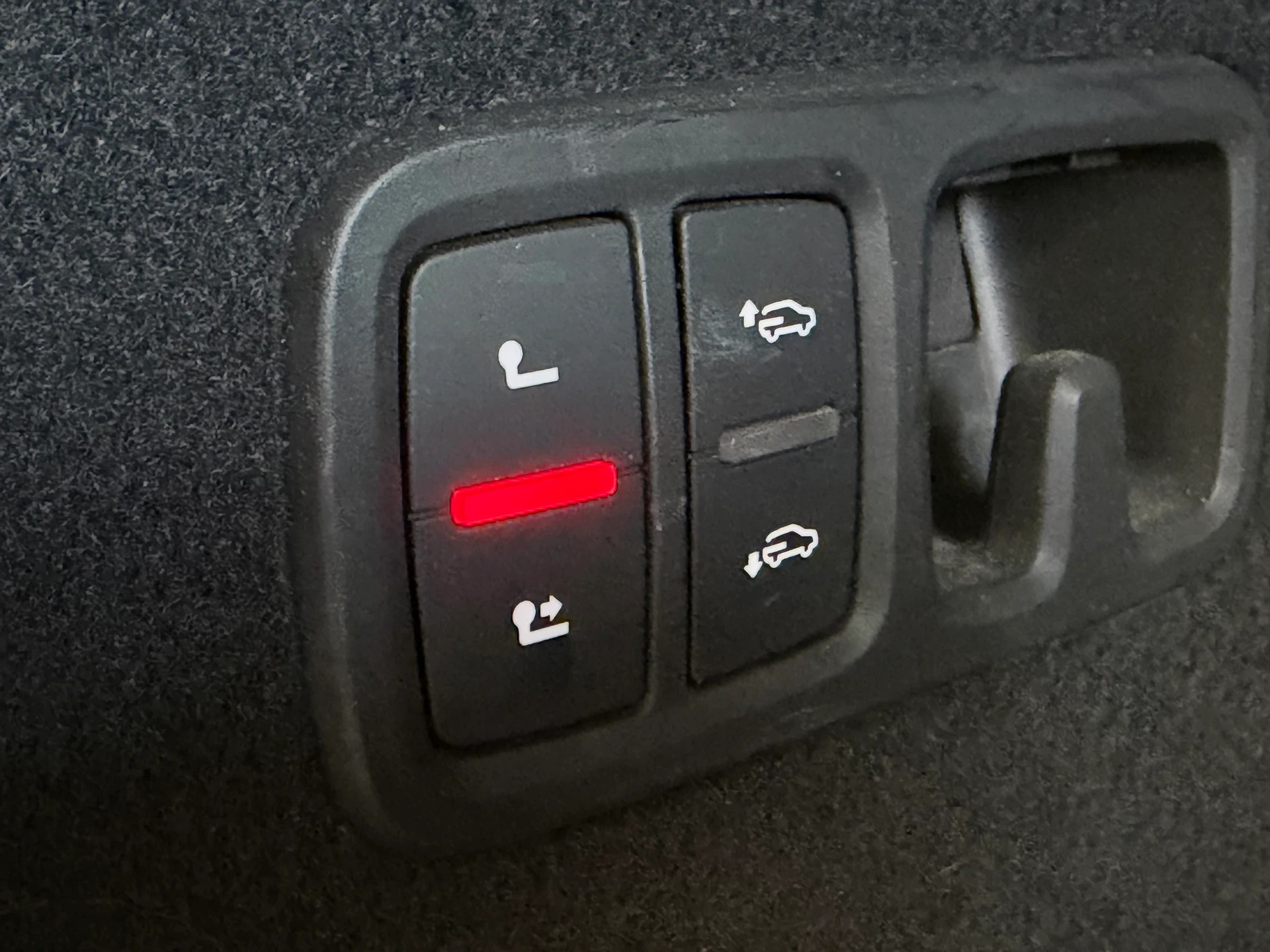 AUDI SQ8 TFSI quattro tiptronic | Frisch MFK | Ab Service | 8-fach bereift-image-7