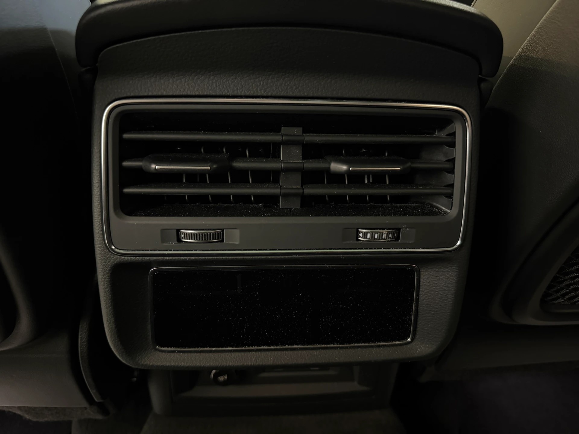 AUDI SQ8 TFSI quattro tiptronic | Frisch MFK | Ab Service | 8-fach bereift-image-28