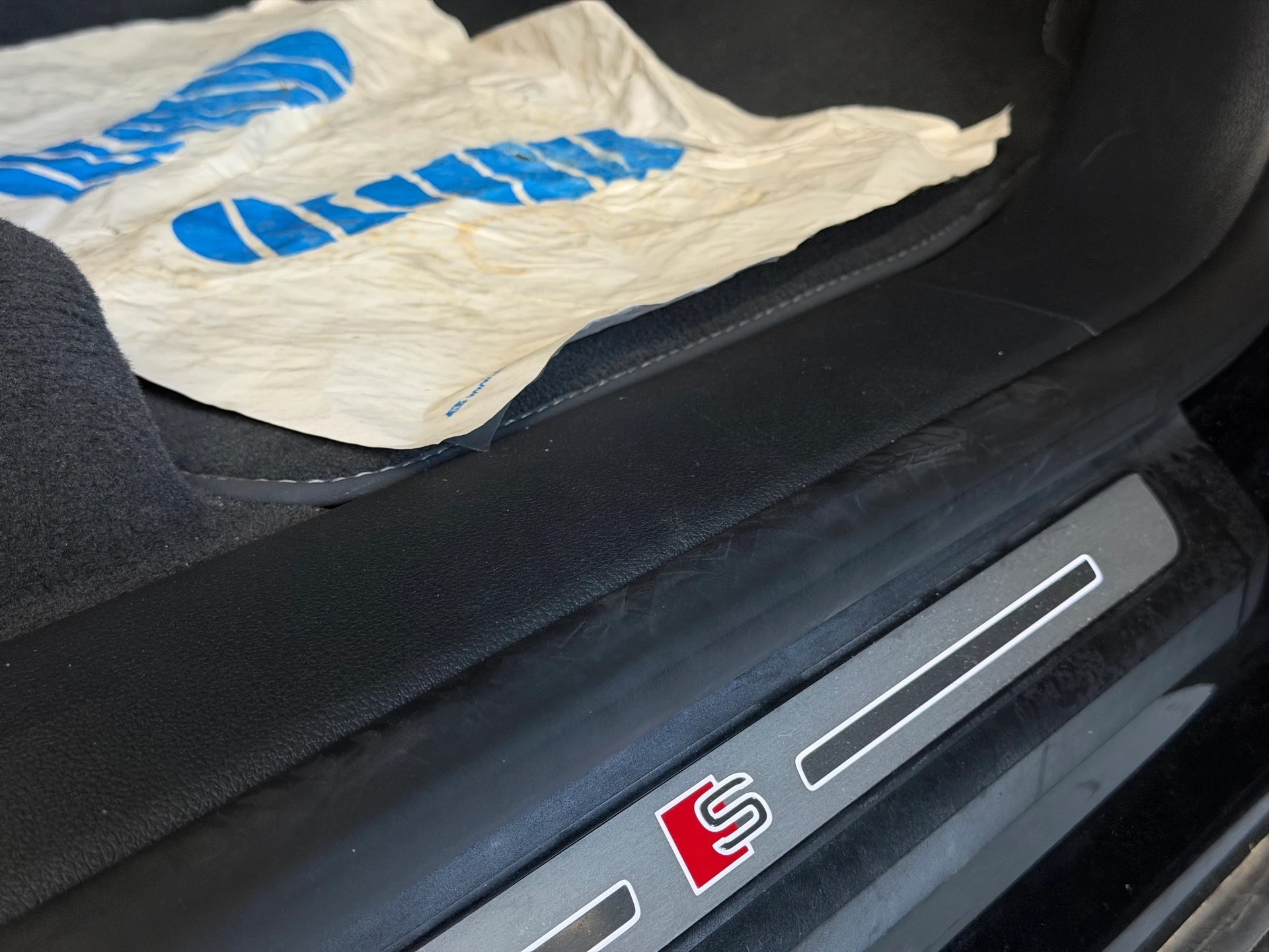 AUDI SQ8 TFSI quattro tiptronic | Frisch MFK | Ab Service | 8-fach bereift-image-29