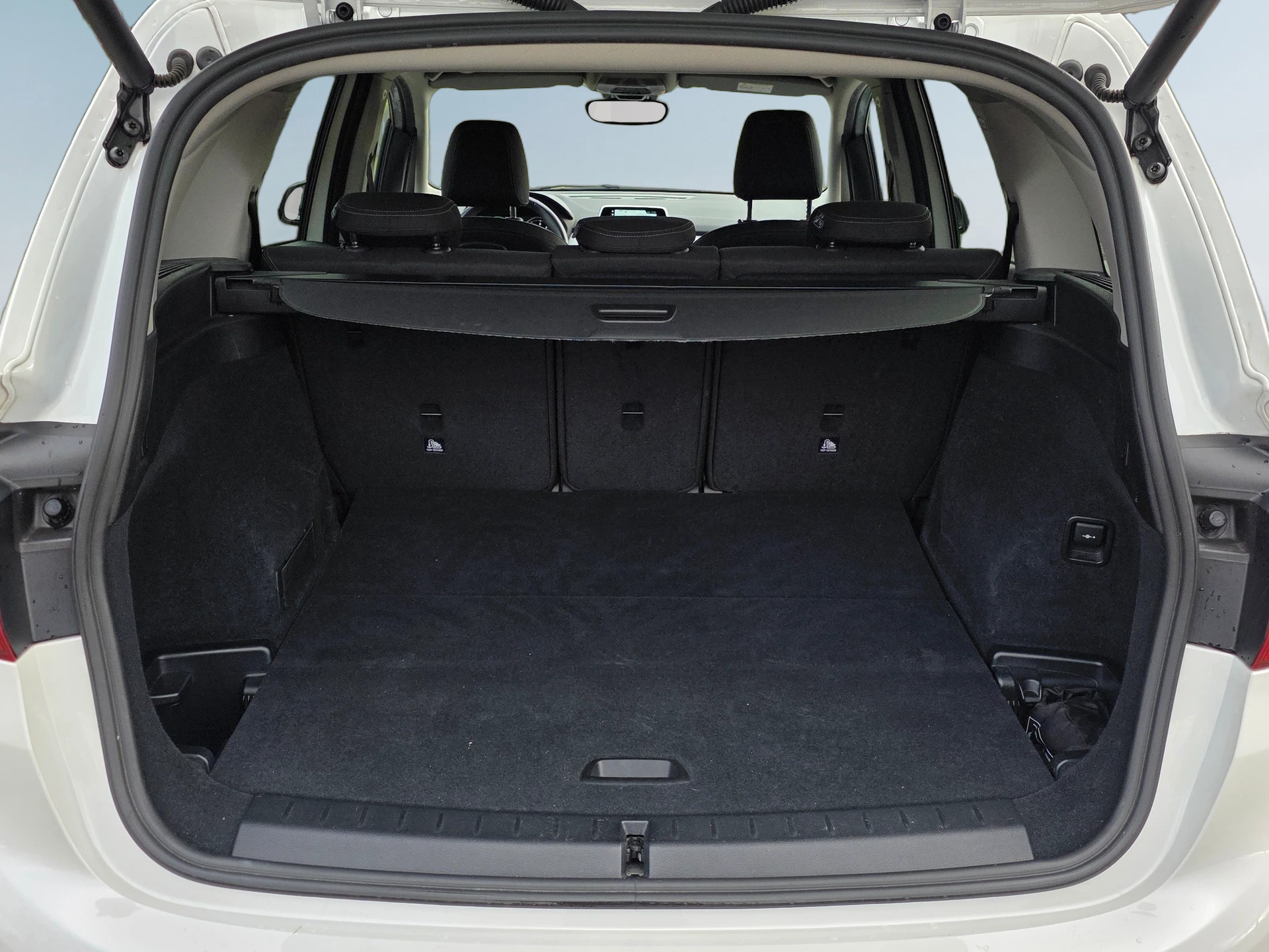 BMW 218d xDrive Gran Tourer Steptronic * CH-Fahrzeug * ab MFK *-image-21