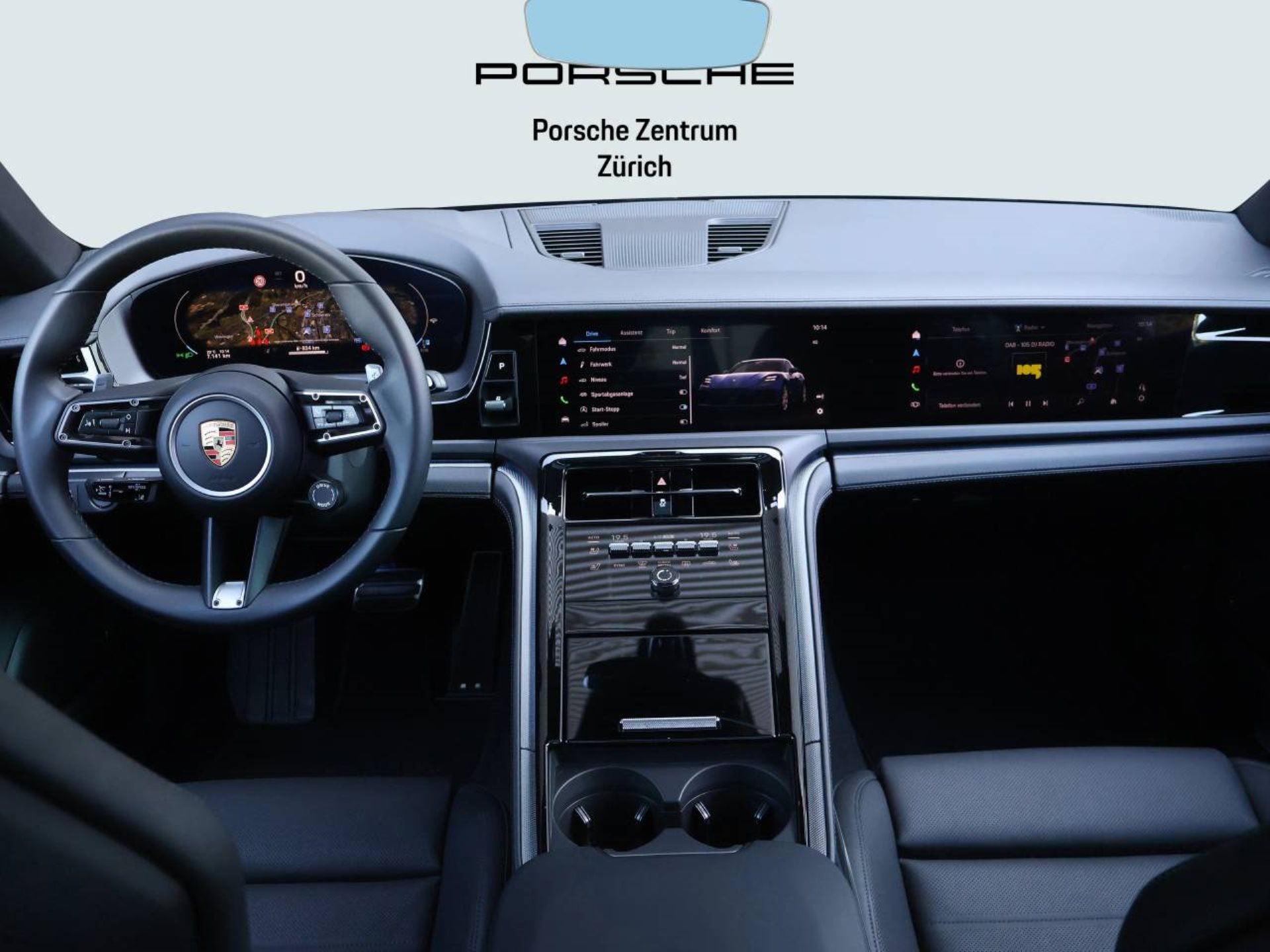 PORSCHE Panamera 4-image-12