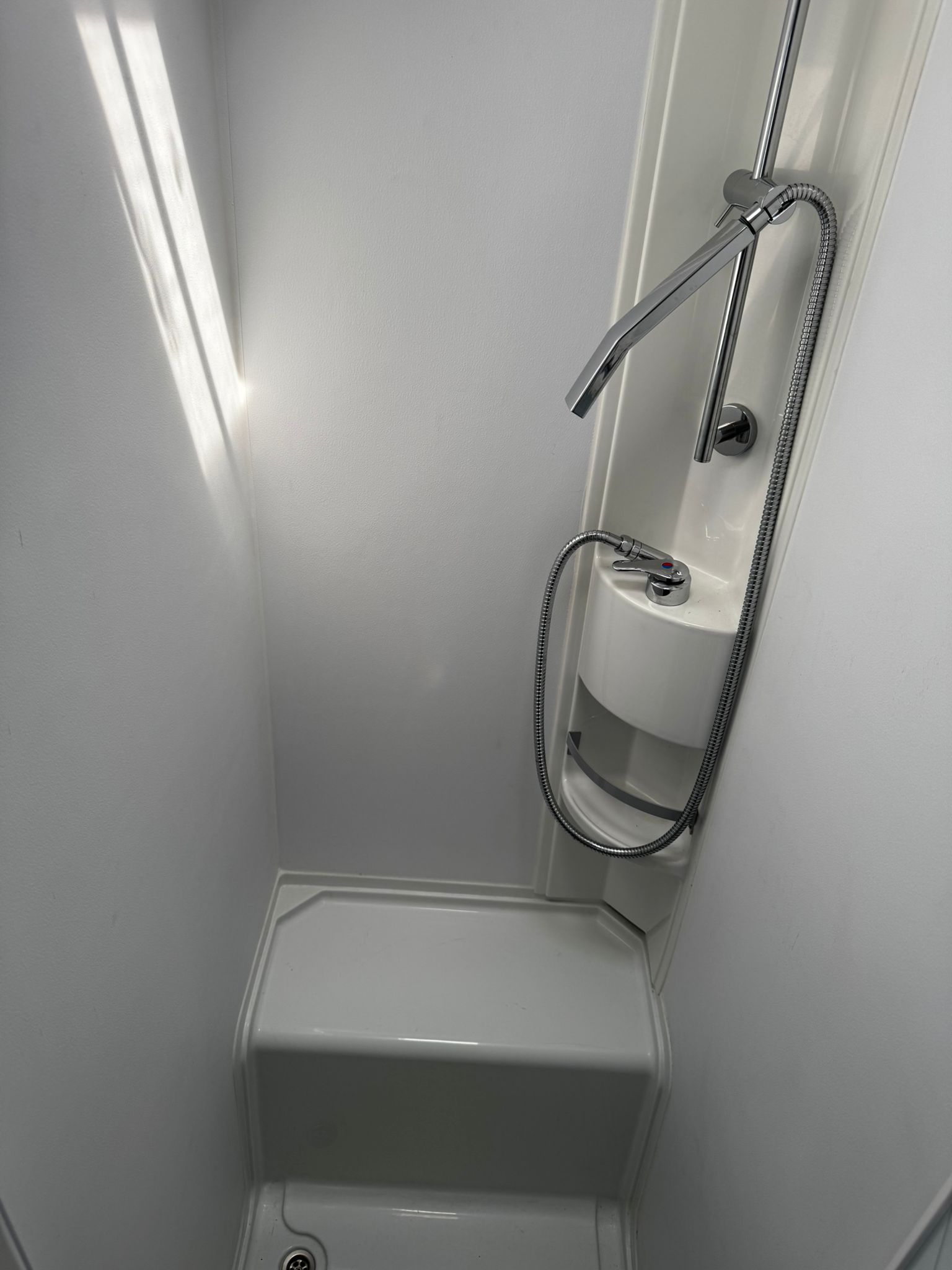 SUN LIVING A-SERIES-image-13