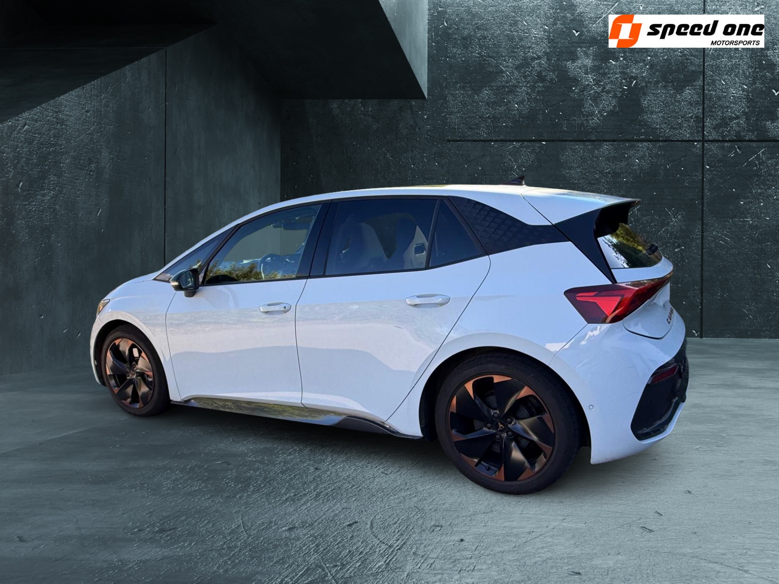 CUPRA Born 58 kWh e-Boost-showroom-element-3
