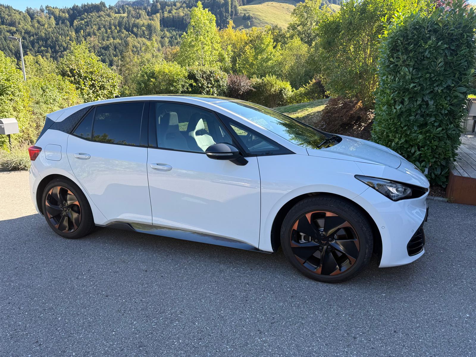 CUPRA Born 58 kWh e-Boost