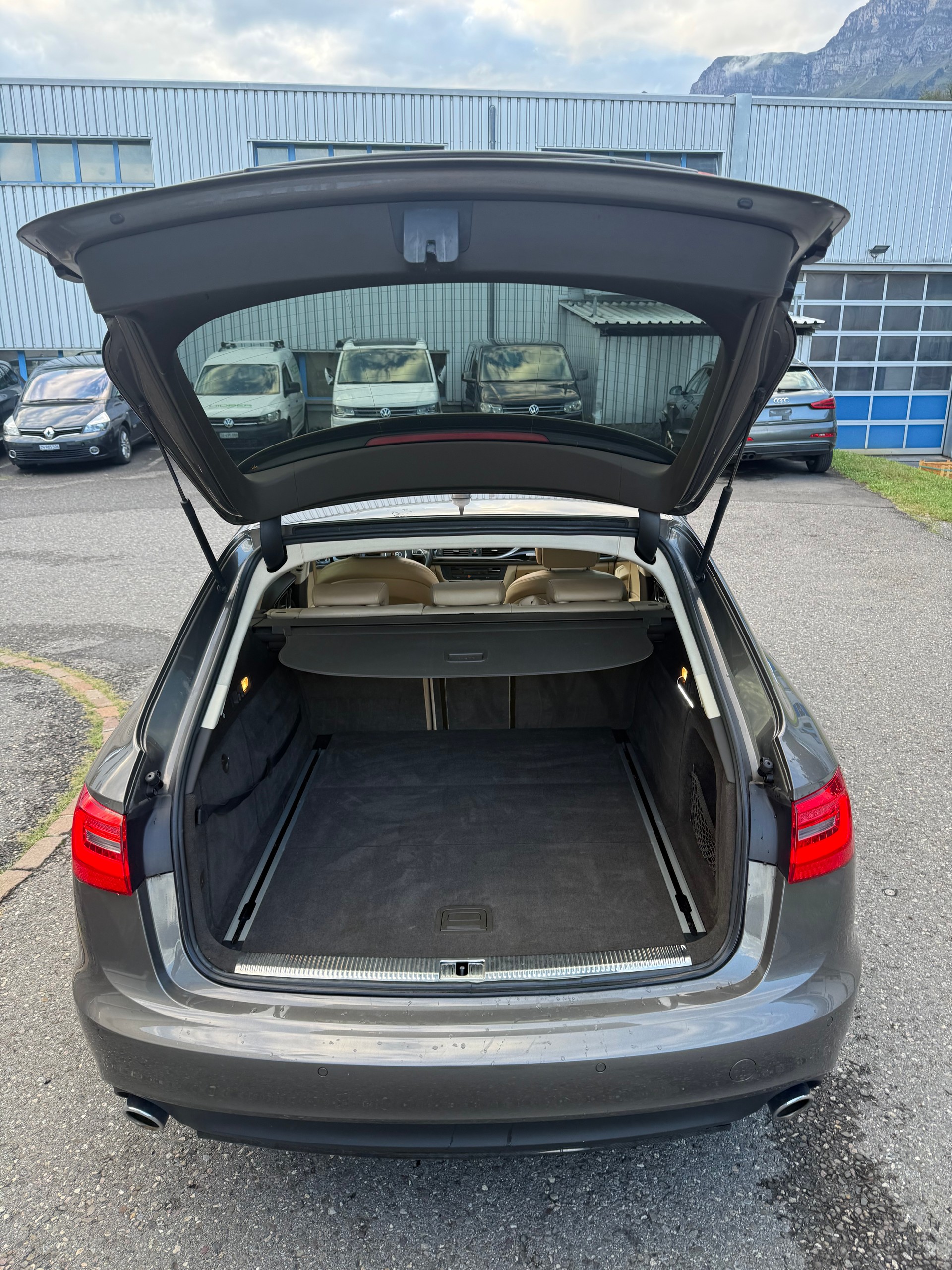 AUDI A6 Avant 3.0 TDI V6 quattro S-tronic-image-27