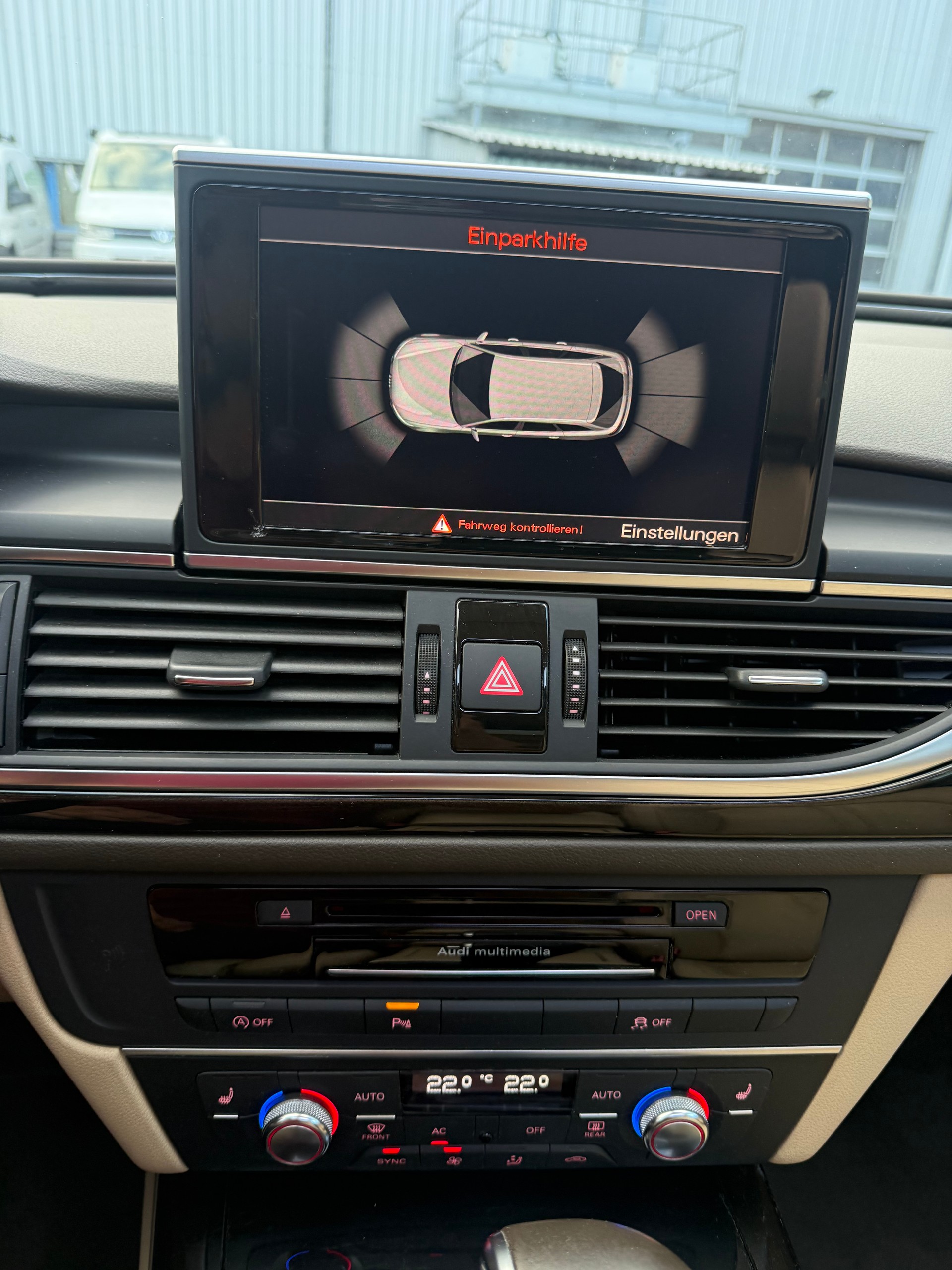 AUDI A6 Avant 3.0 TDI V6 quattro S-tronic-image-15