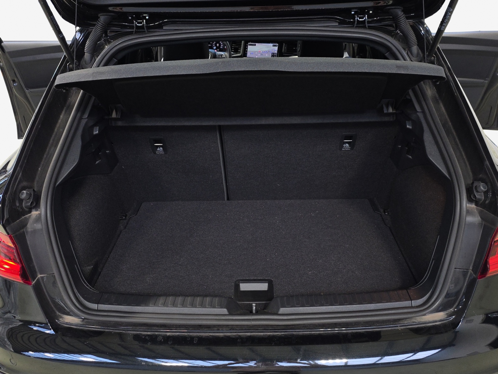 AUDI A1 Sportback 30 TFSI S Line S-tronic-image-12
