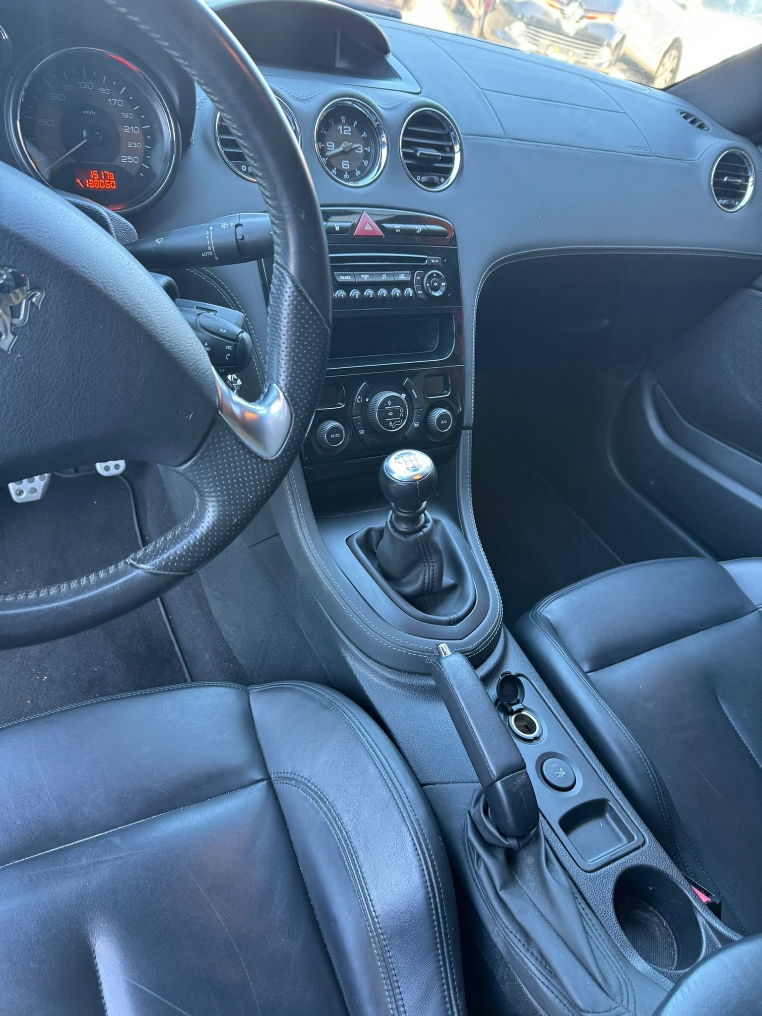 PEUGEOT RCZ 1.6 Turbo-image-6