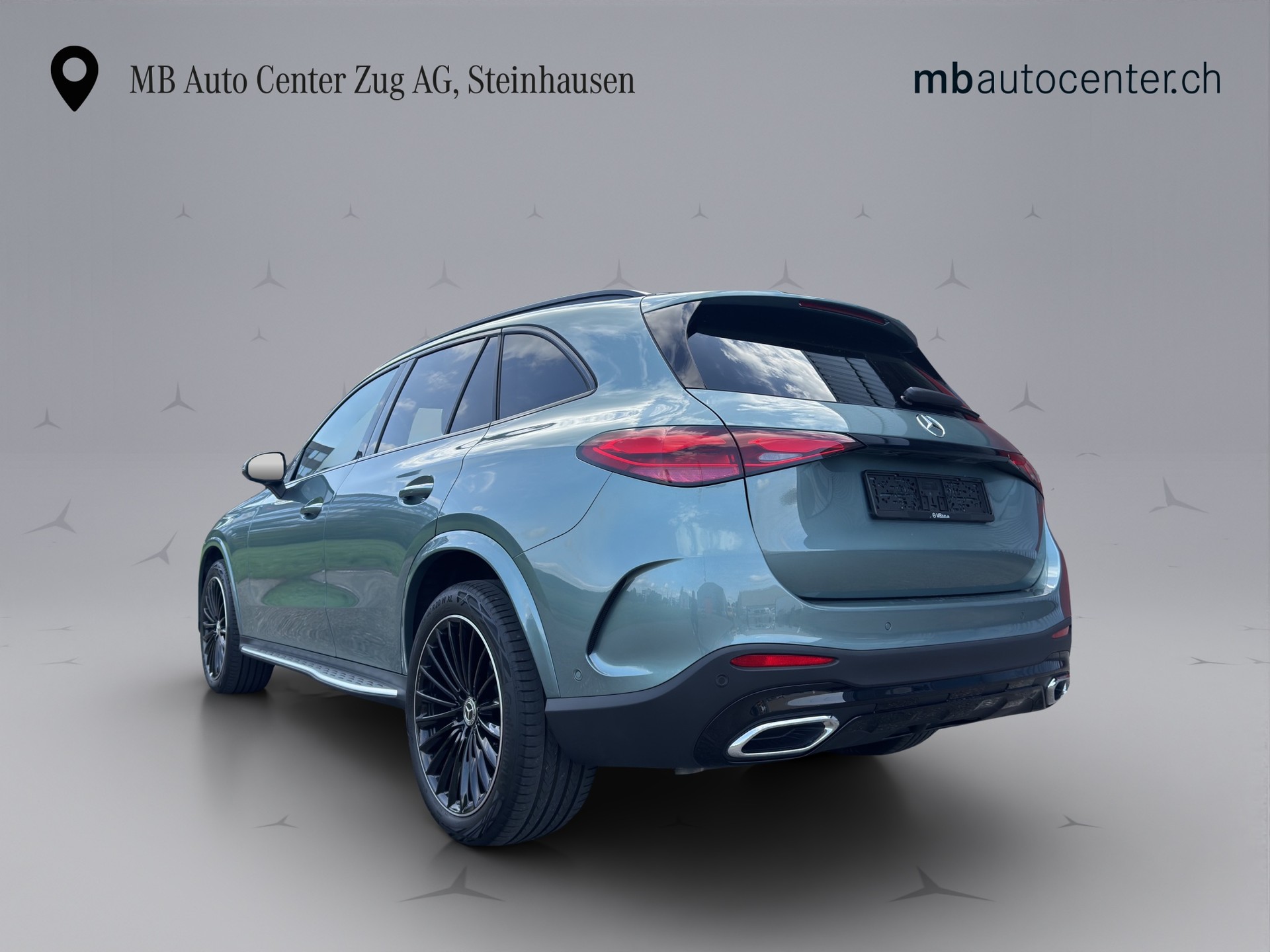MERCEDES-BENZ GLC 220 d AMG Line 4matic-showroom-element-3