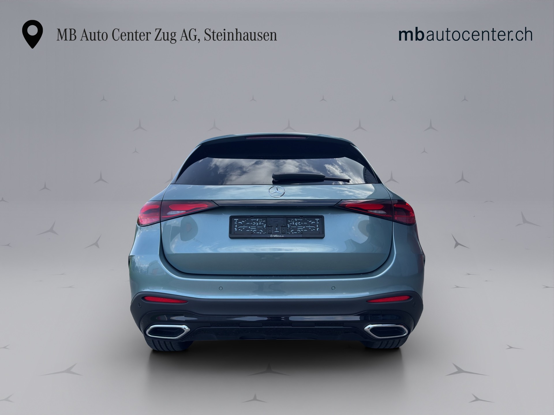MERCEDES-BENZ GLC 220 d AMG Line 4matic-image-4