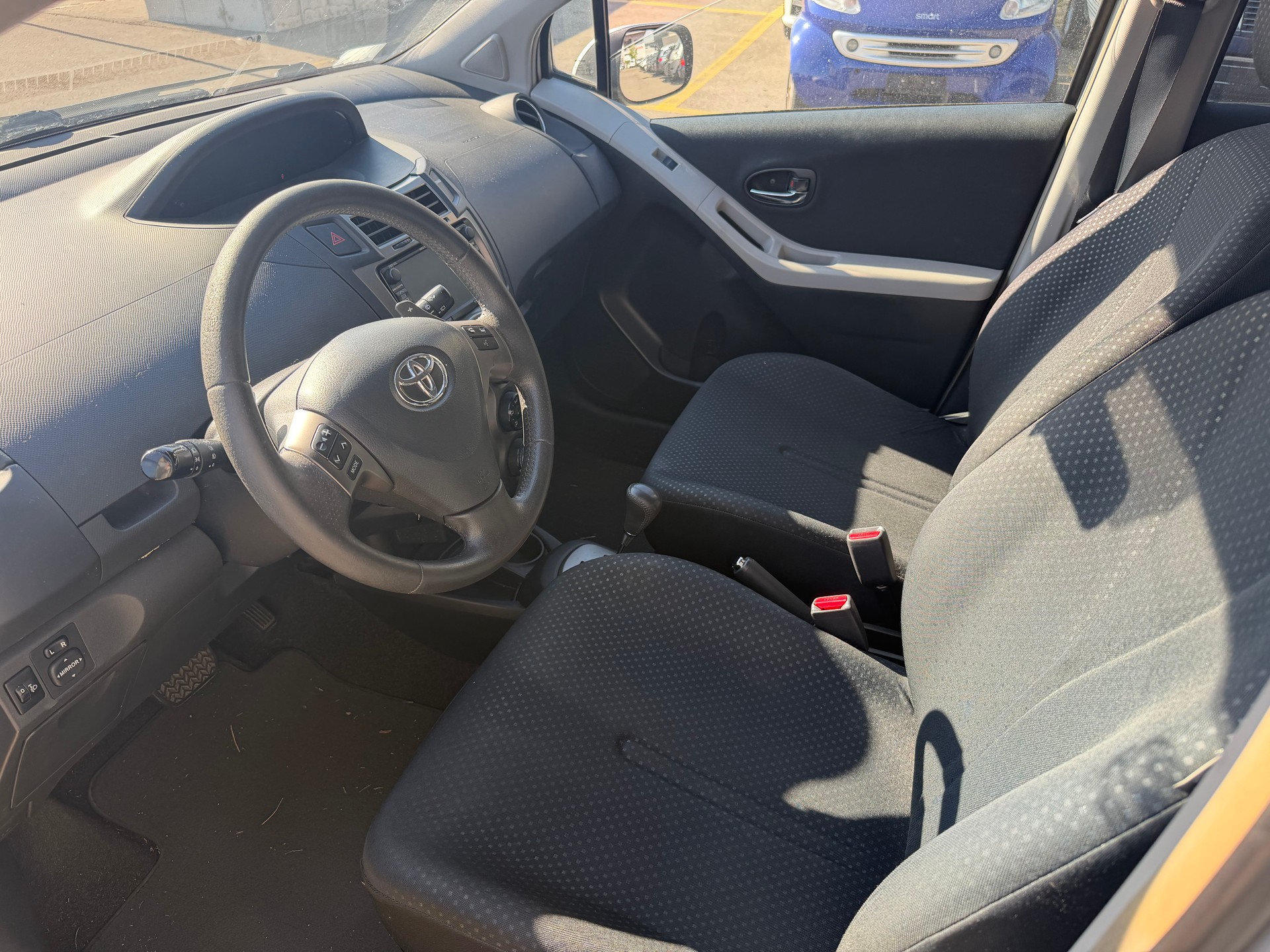 TOYOTA Yaris 1.33 Look Multimode-image-8