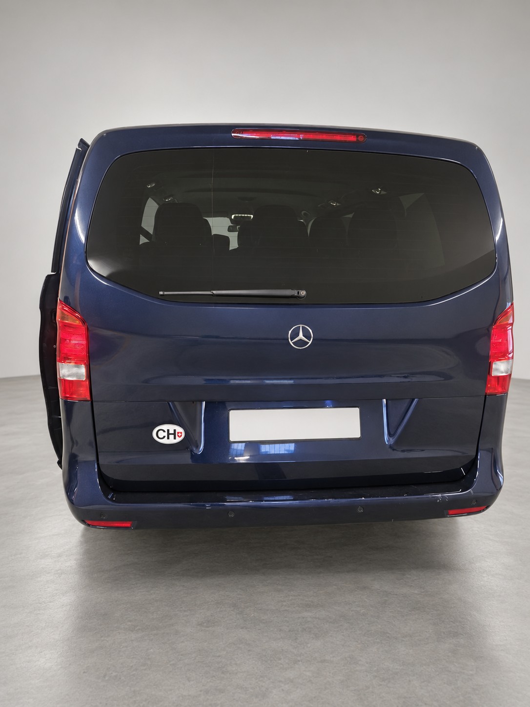 MERCEDES-BENZ V 220 CDI lang-image-4