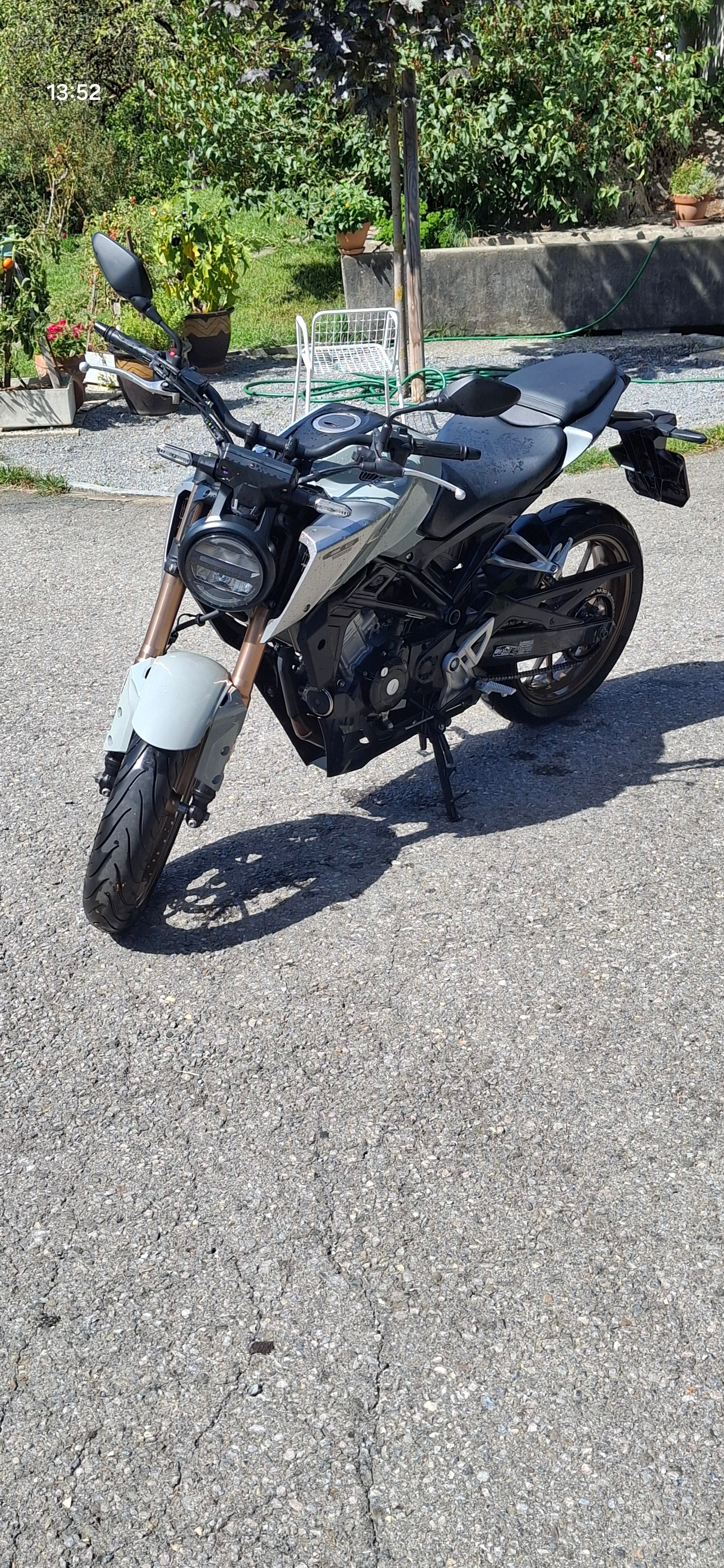 HONDA CB 125 R-image-5