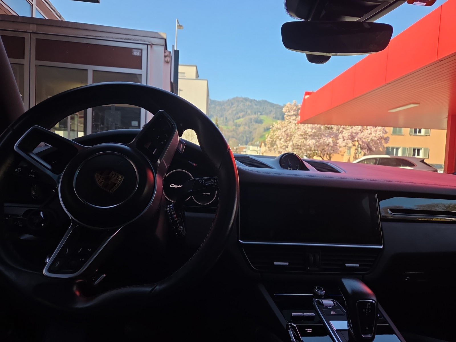 PORSCHE Cayenne E-Hybrid-image-4