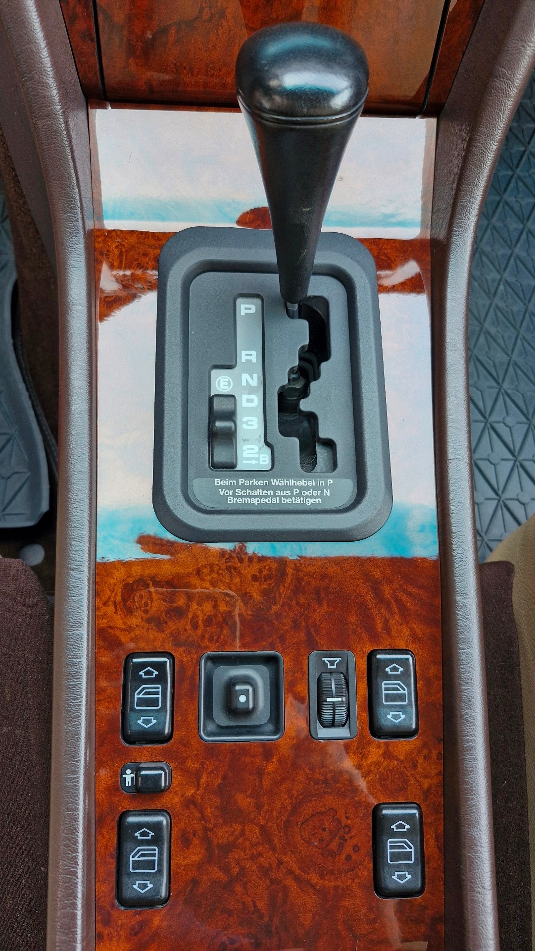MERCEDES-BENZ 500 E Automatic-image-12