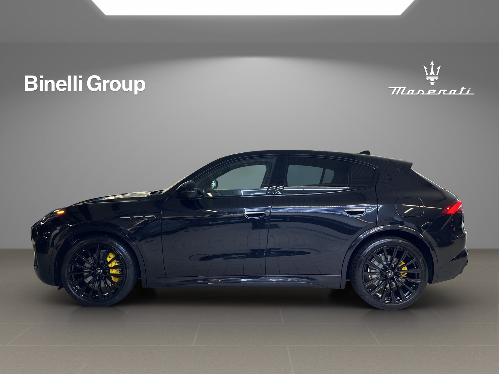 MASERATI Grecale 2.0 MHEV Modena Hybrid Automatica-showroom-element-1