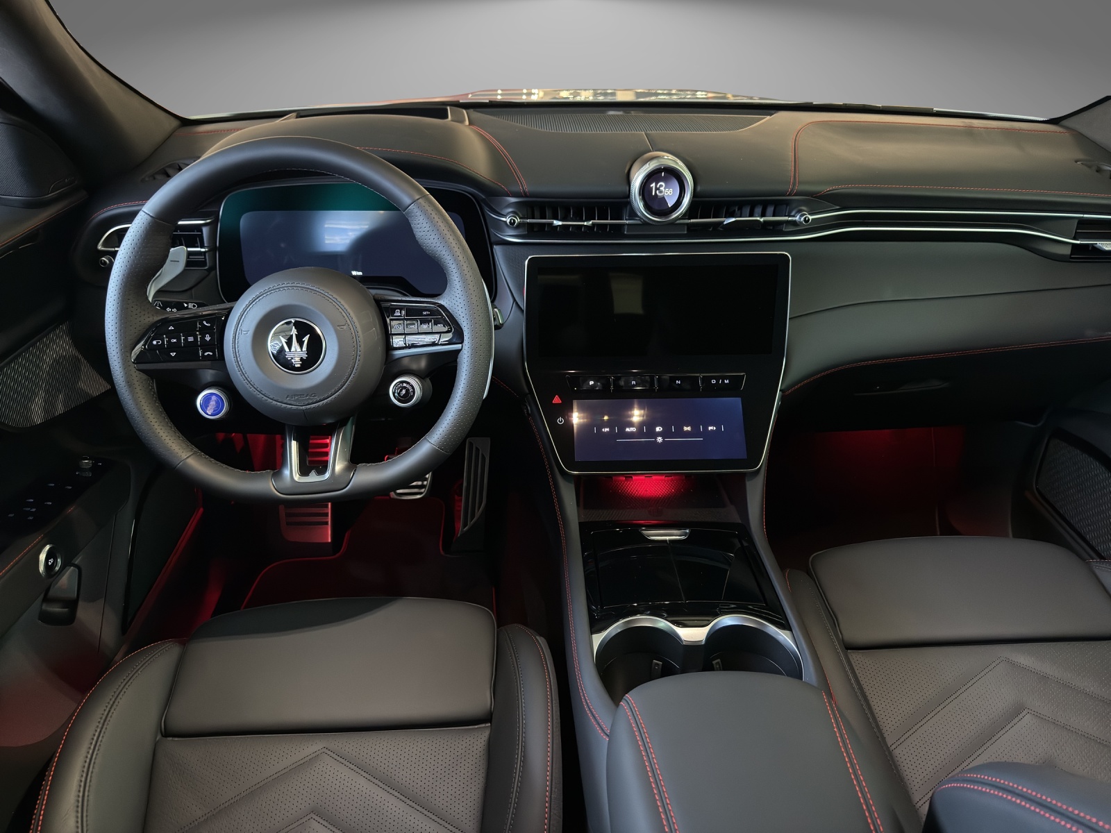 MASERATI Grecale 2.0 MHEV Modena Hybrid Automatica-image-8