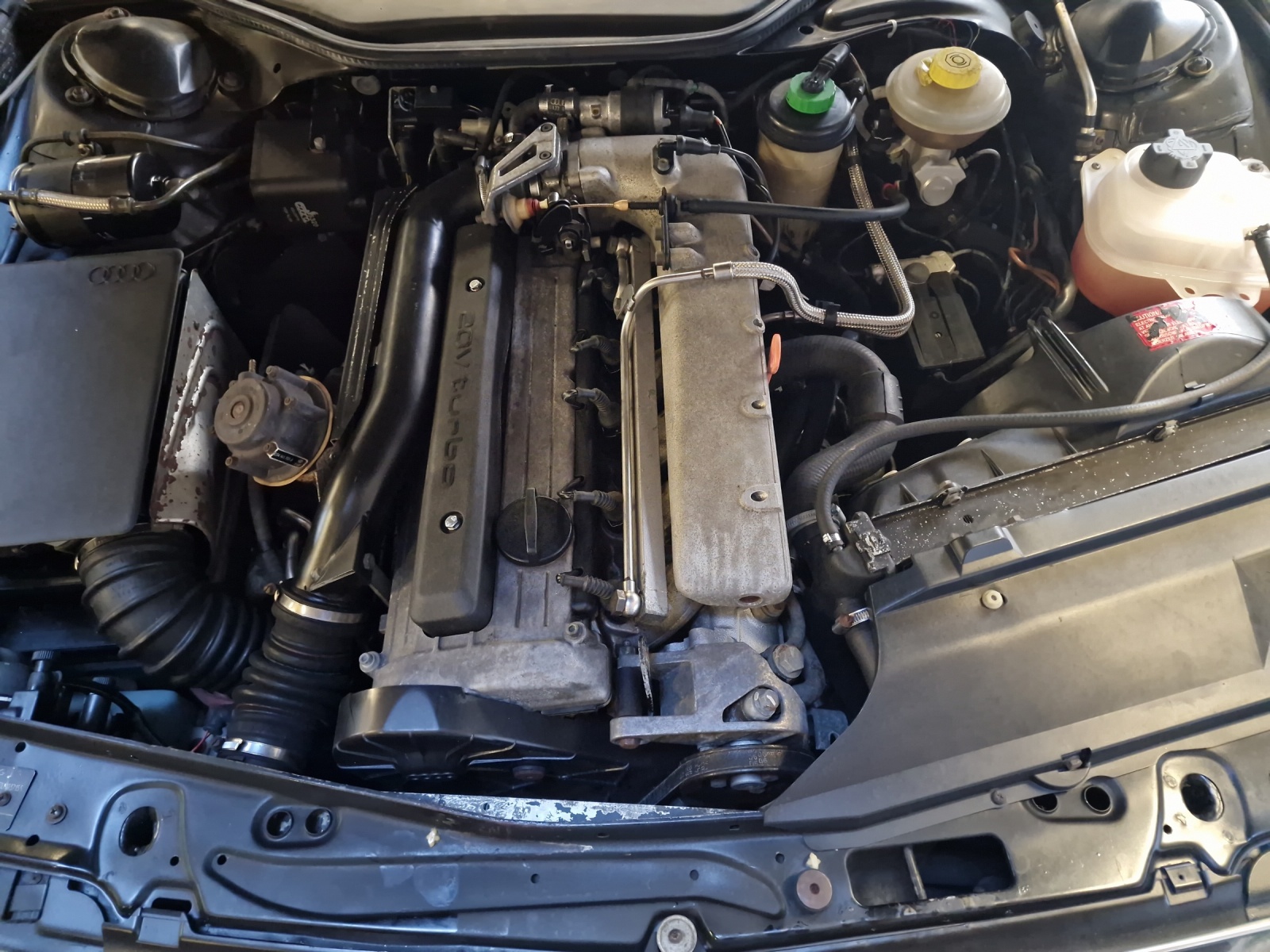 AUDI 200 2.2 20V Turbo quattro-image-14