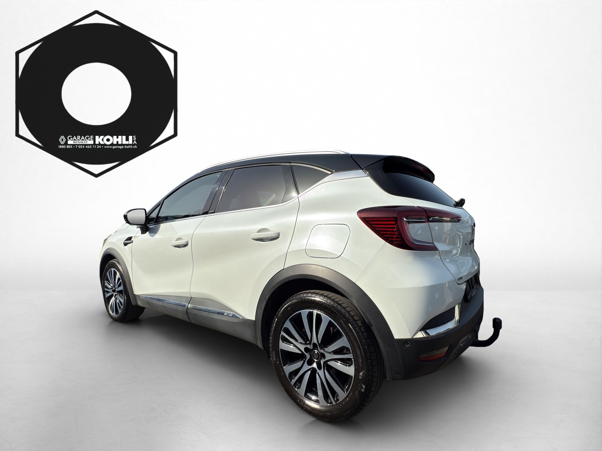 RENAULT Captur 1.6 E-Tech Initiale Paris DHT-image-4