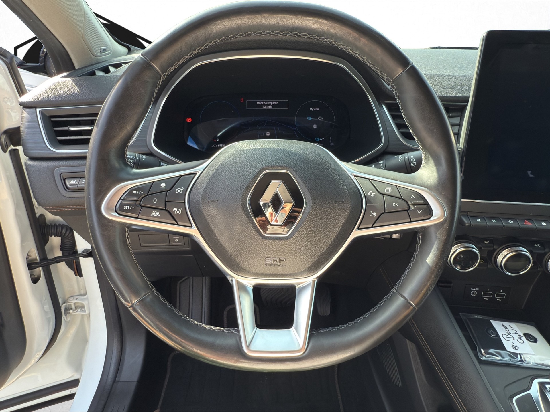 RENAULT Captur 1.6 E-Tech Initiale Paris DHT-image-14