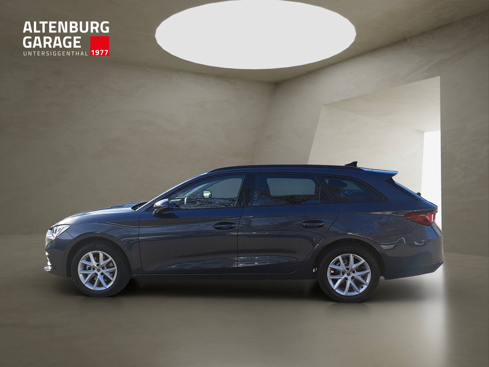 SEAT Leon ST 1.5 eTSI mHEV DSG Business Edition-showroom-element-1