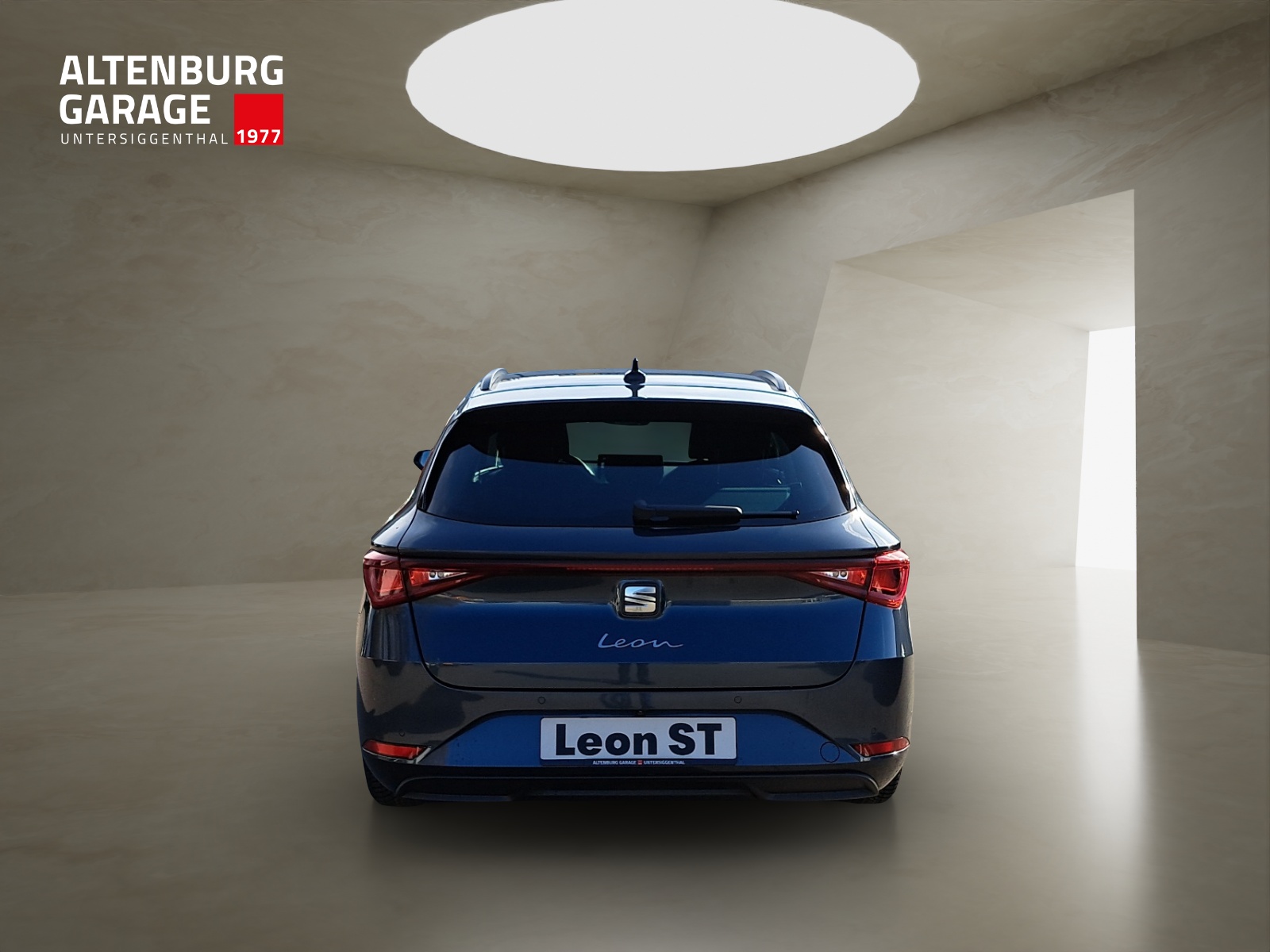 SEAT Leon ST 1.5 eTSI mHEV DSG Business Edition-image-3