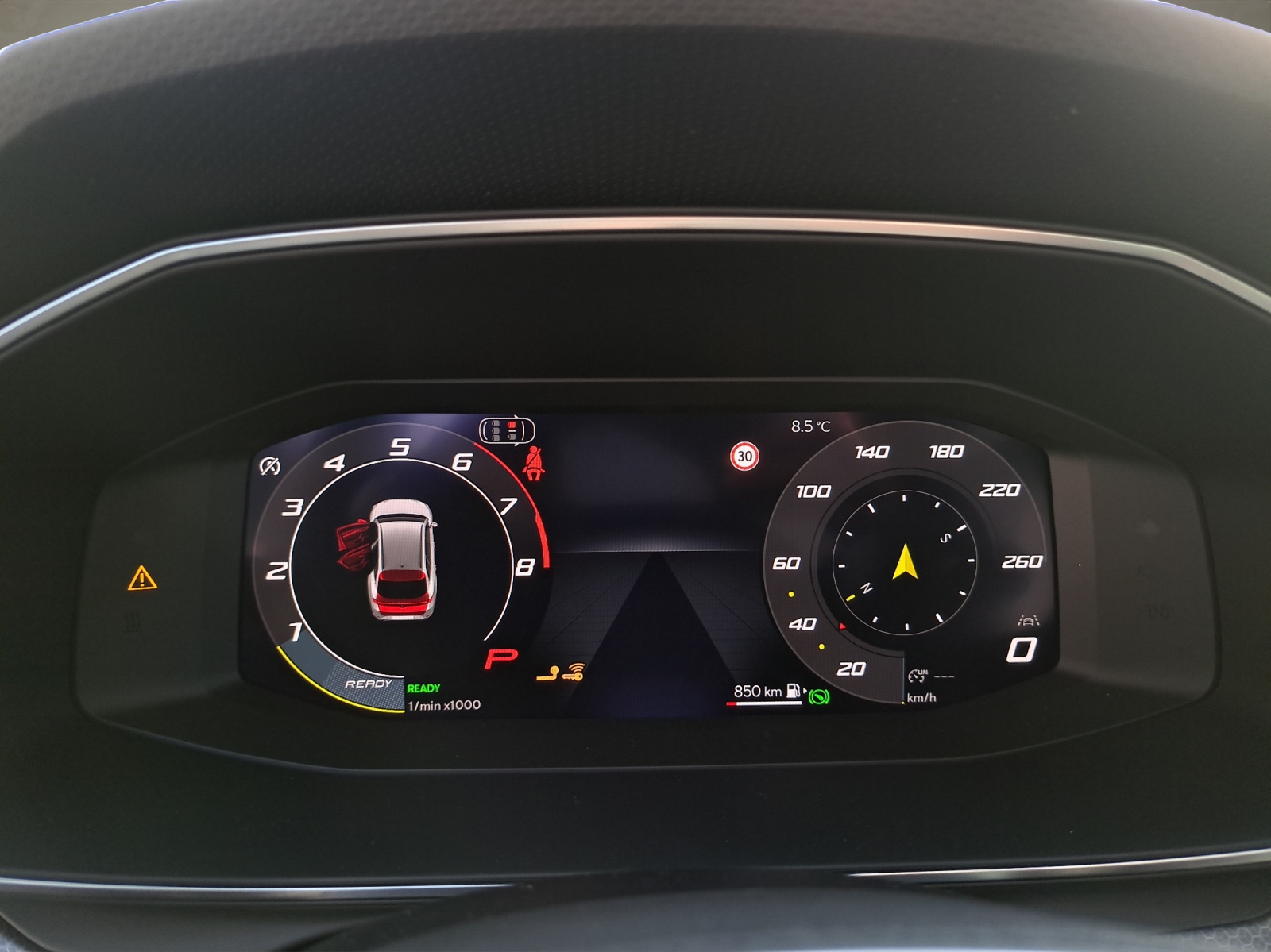 SEAT Leon ST 1.5 eTSI mHEV DSG Business Edition-image-11