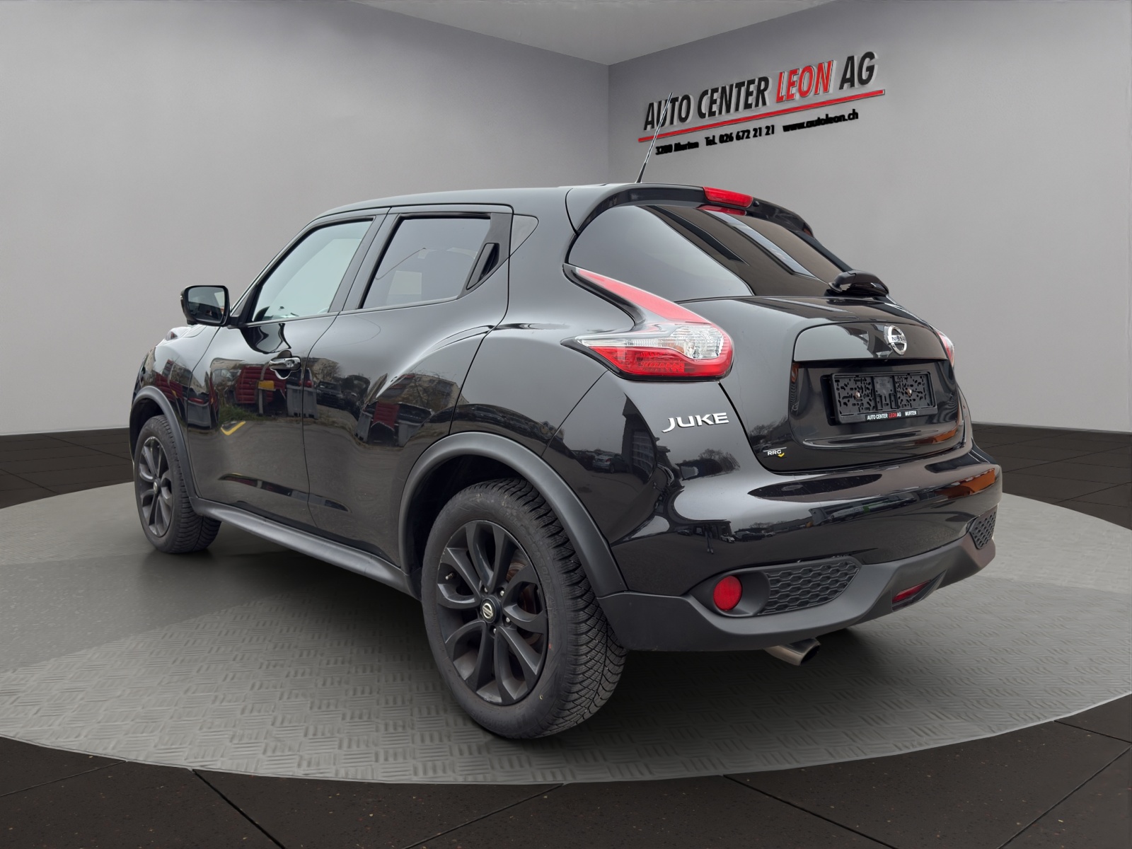 NISSAN Juke 1.6 DIG-T tekna 4x4 Xtronic M-CVT-image-3
