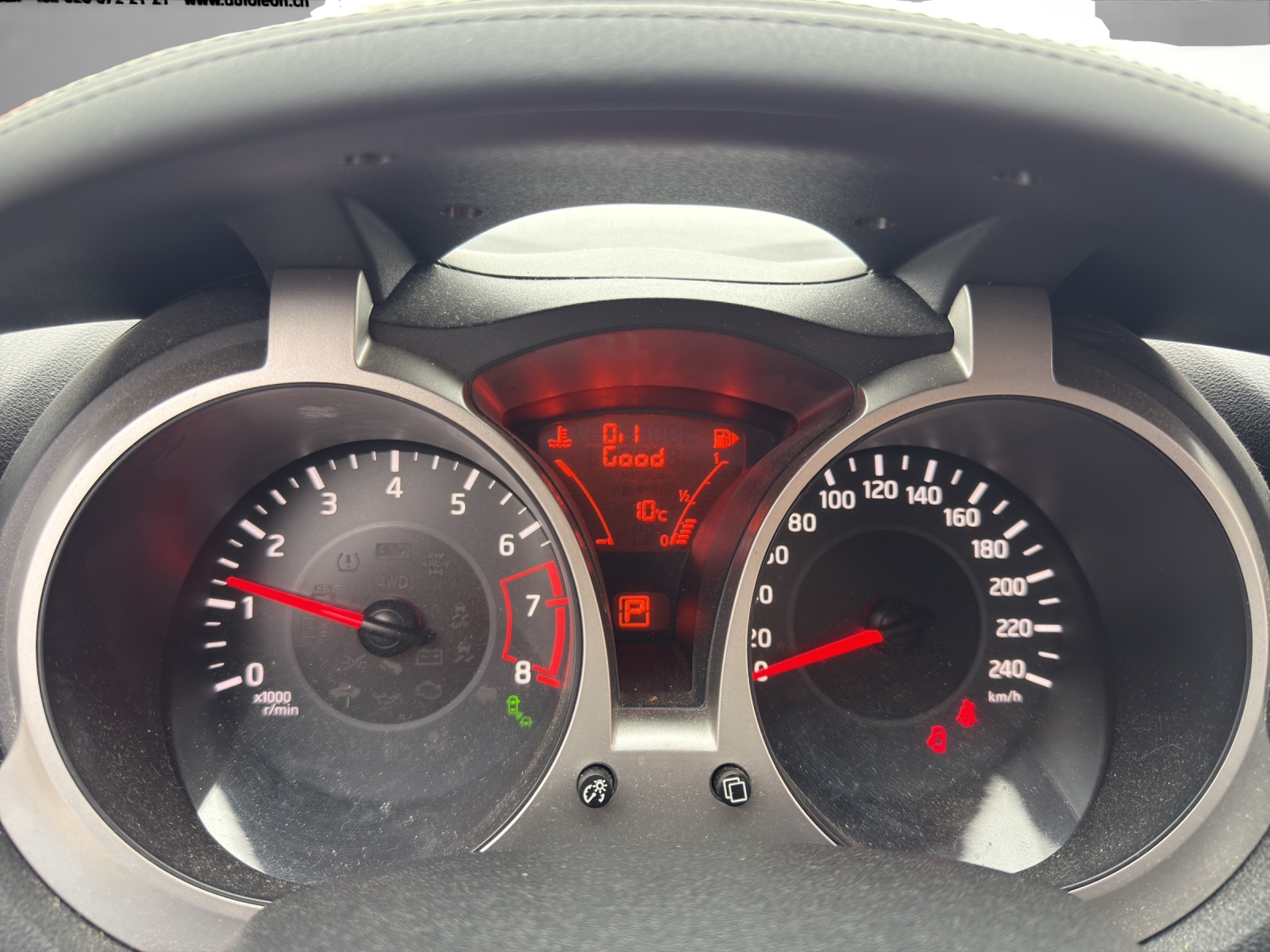 NISSAN Juke 1.6 DIG-T tekna 4x4 Xtronic M-CVT-image-10