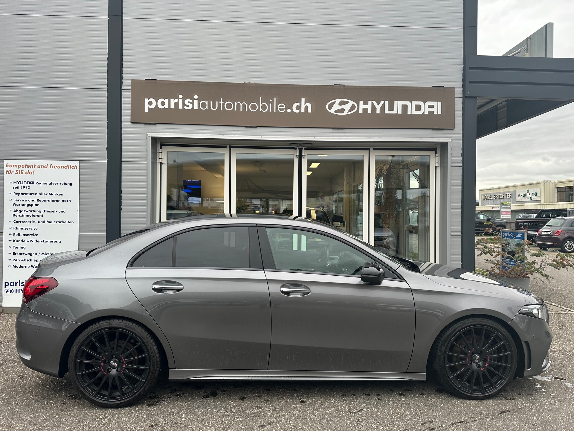 MERCEDES-BENZ A 220 d AMG Line 8G-DCT-image-3