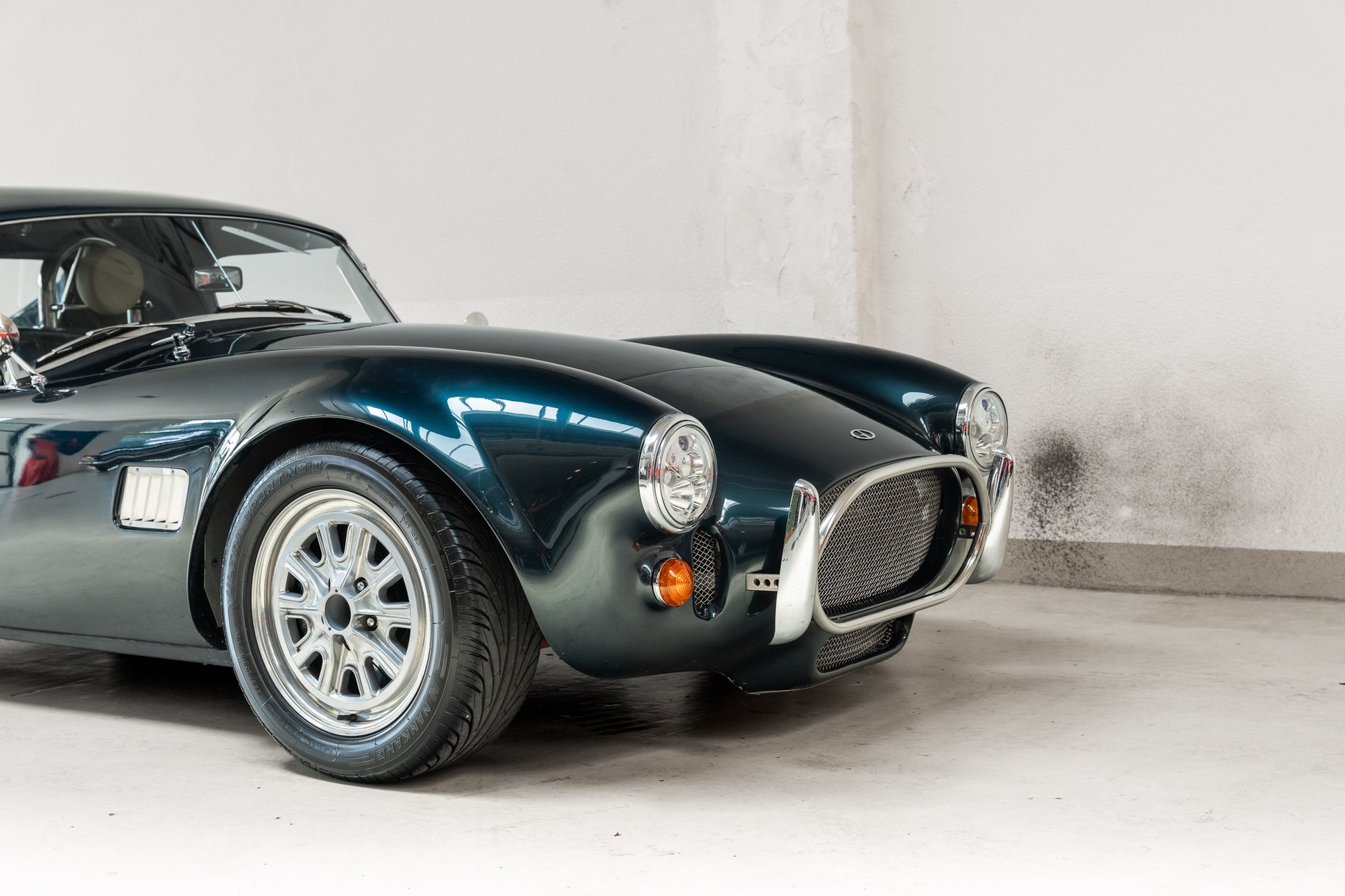 AC Gardner Douglas Replica GD 427 MK3-image-7