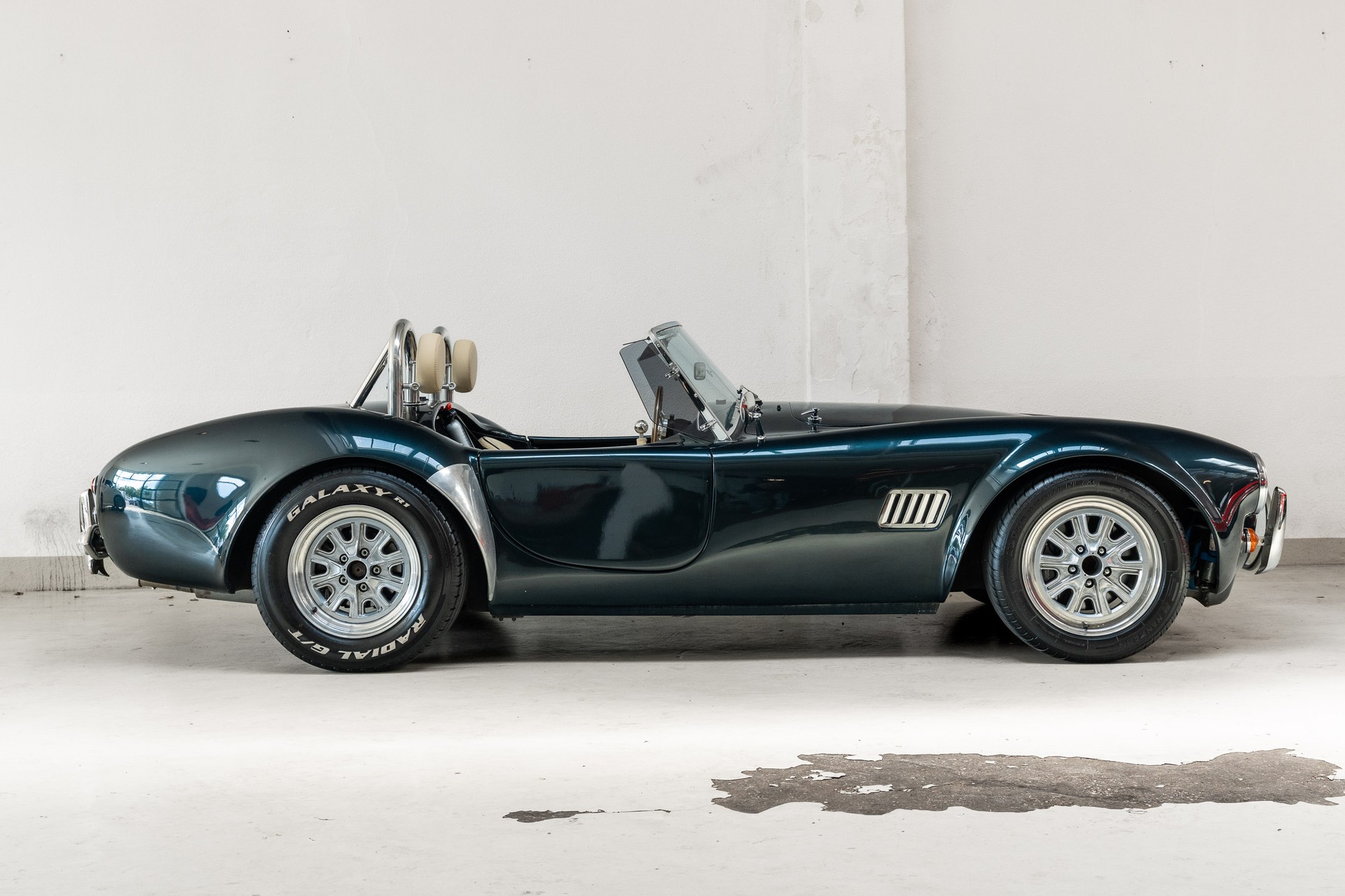 AC Gardner Douglas Replica GD 427 MK3-image-26