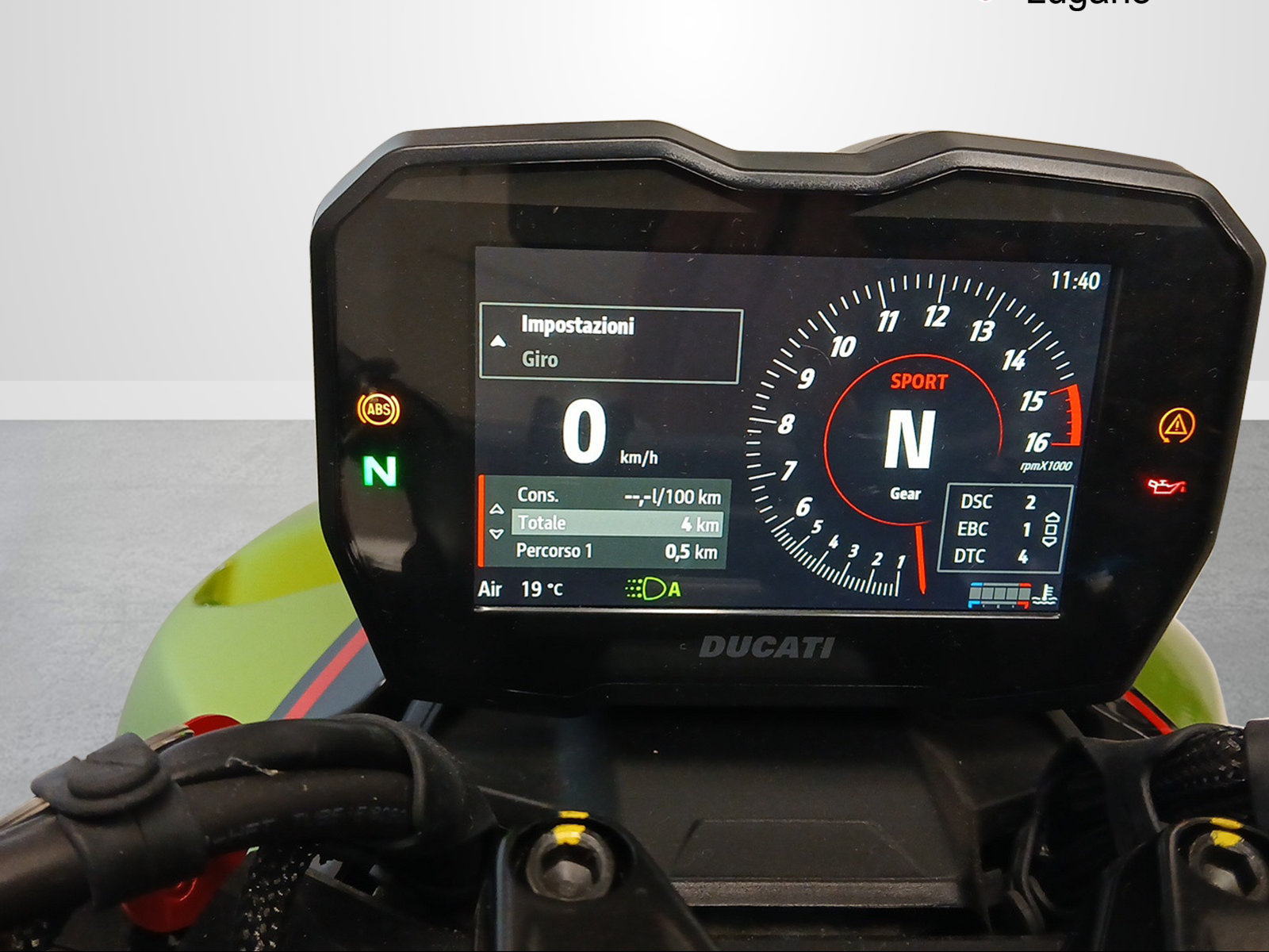DUCATI Streetfighter V4 Lamborghini Numero XXX-showroom-element-2