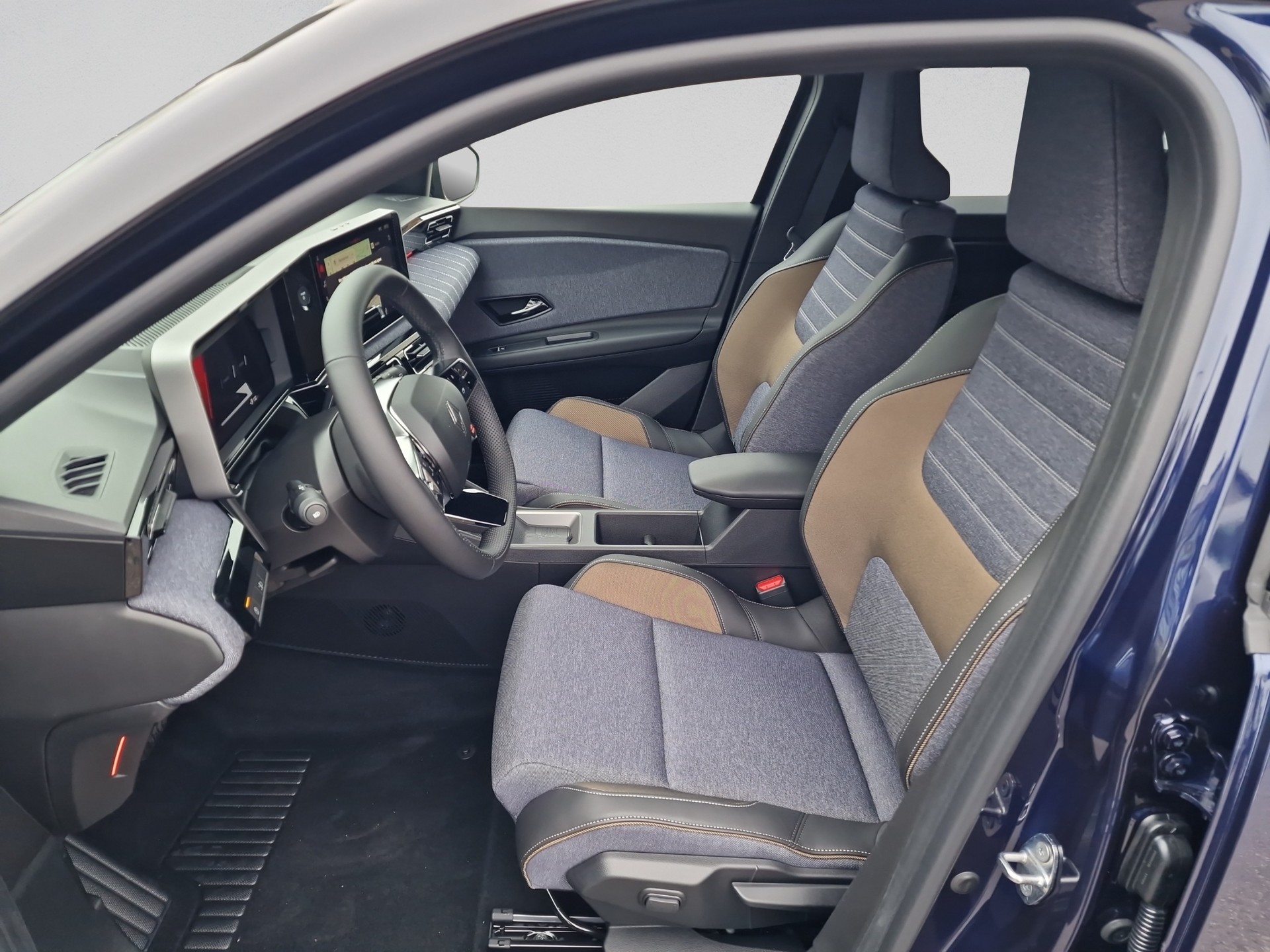 RENAULT R5 E-Tech Comfort Range 52 kWh Techno-image-8
