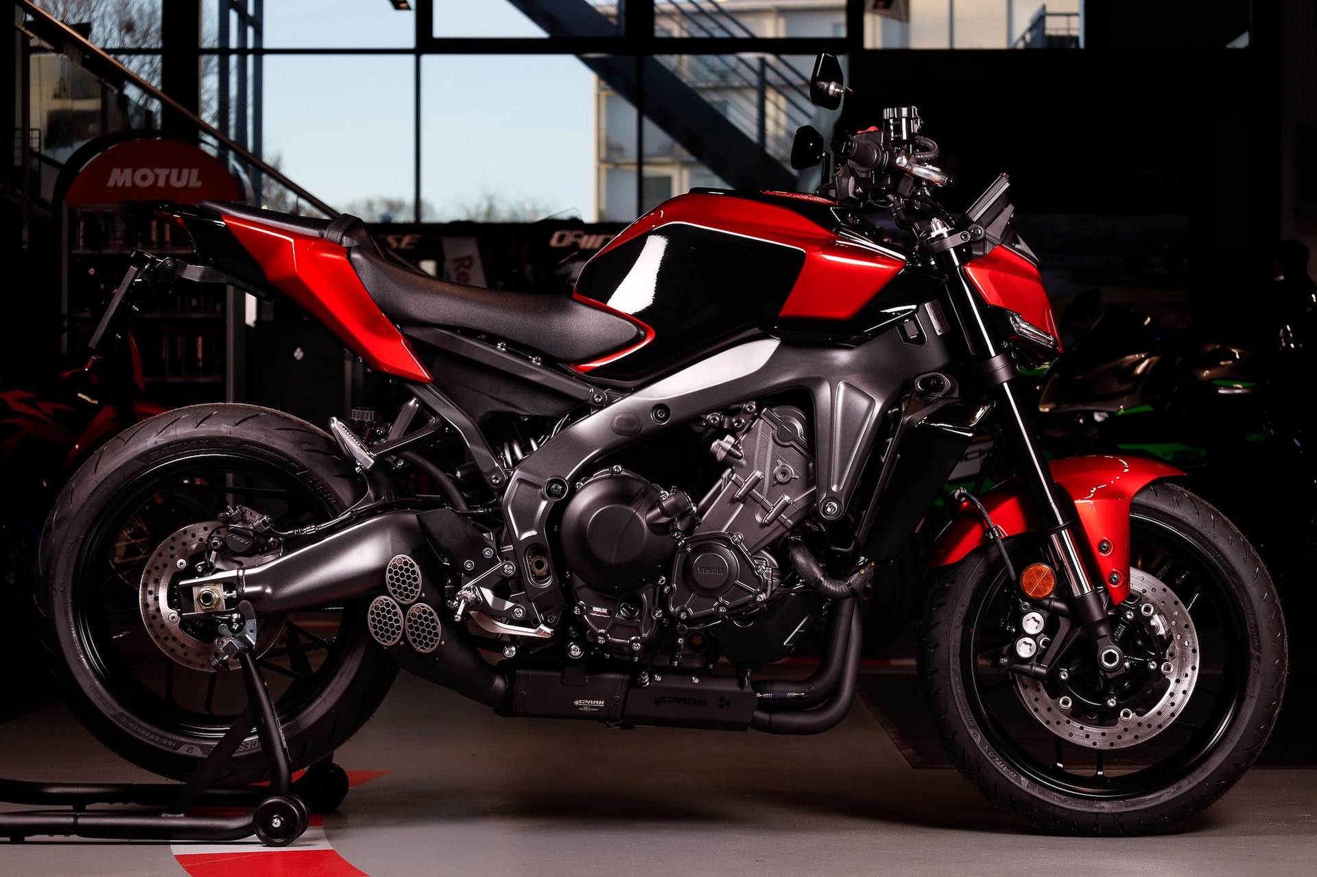 YAMAHA MT-09 Omega III-image-1